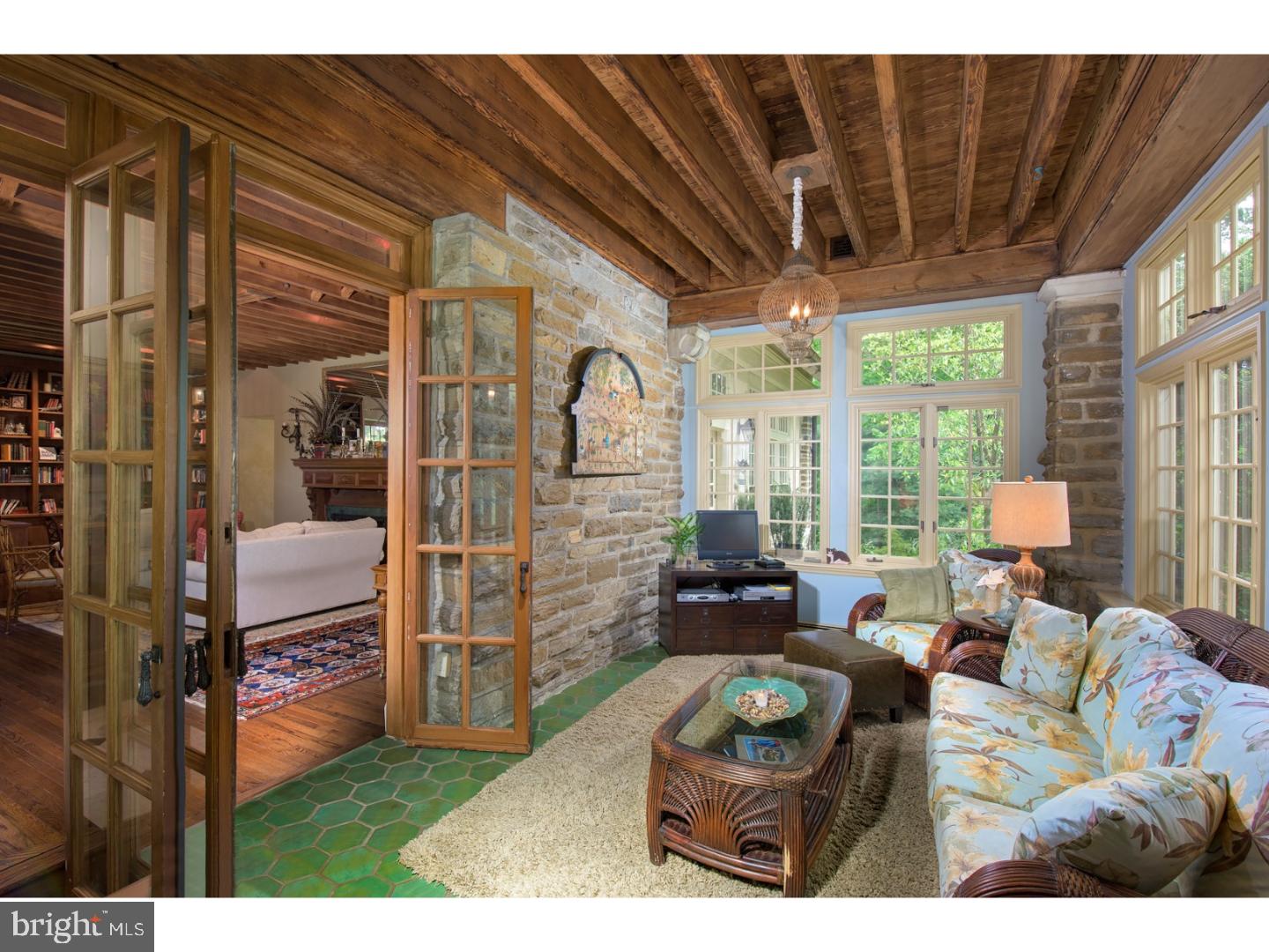 STONEGATE - Residential