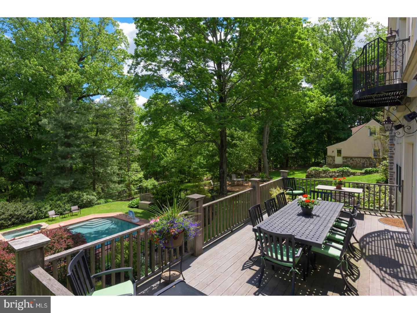 STONEGATE - Residential