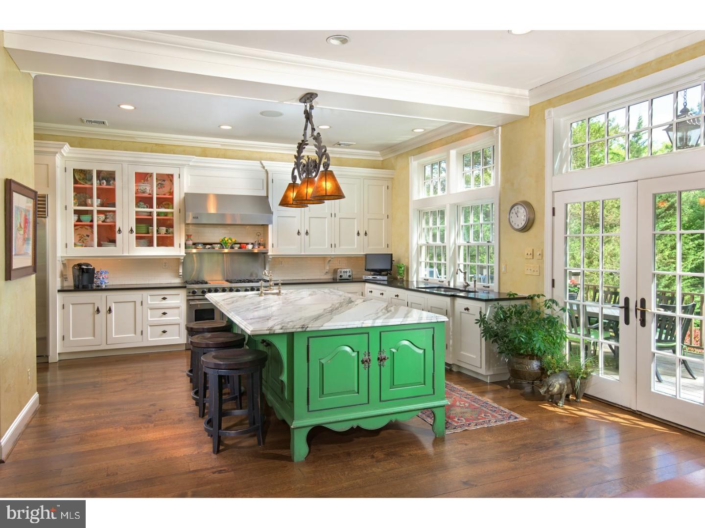 STONEGATE - Residential