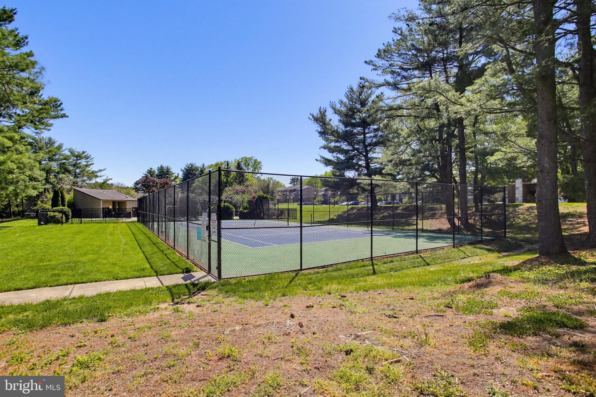 TOPFIELD - Residential