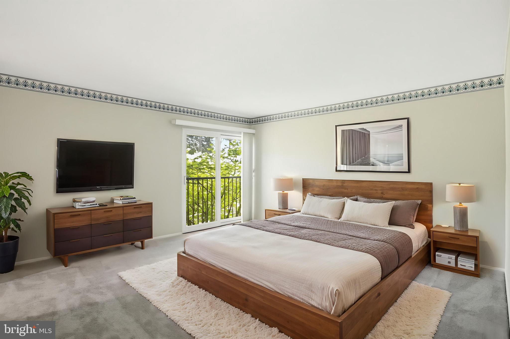 TOPFIELD - Residential