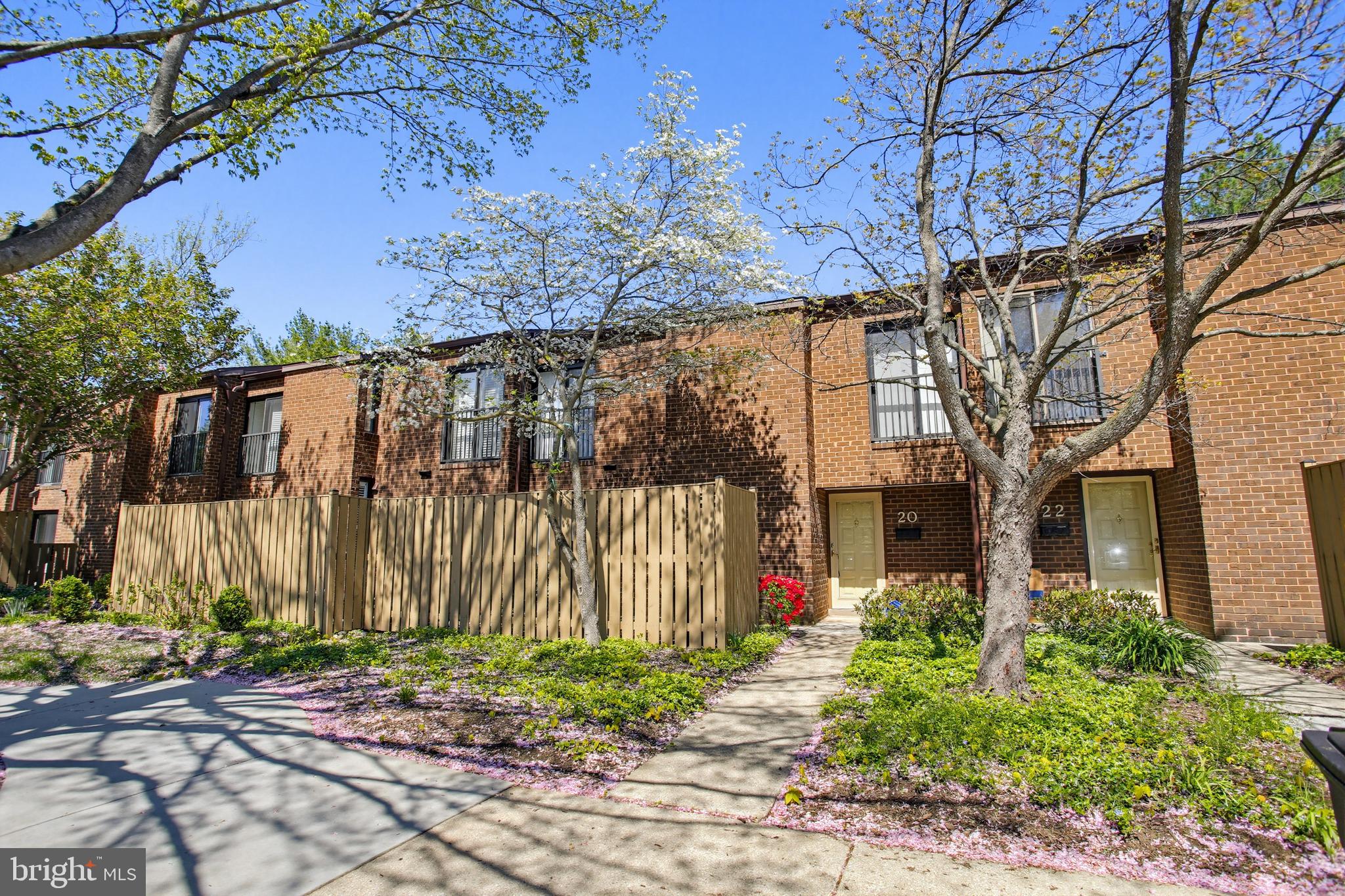 TOPFIELD - Residential