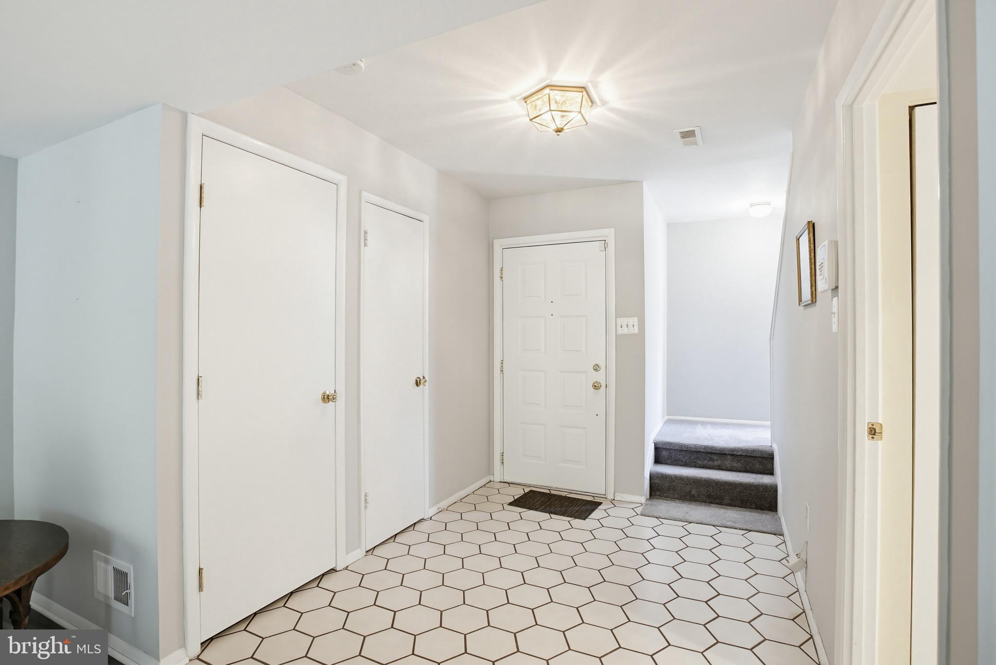 TOPFIELD - Residential