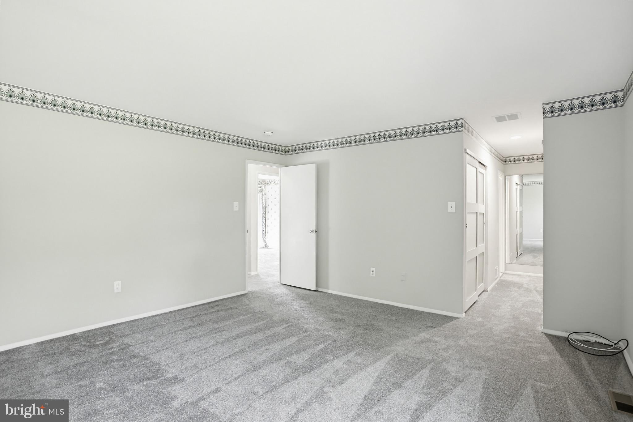 TOPFIELD - Residential