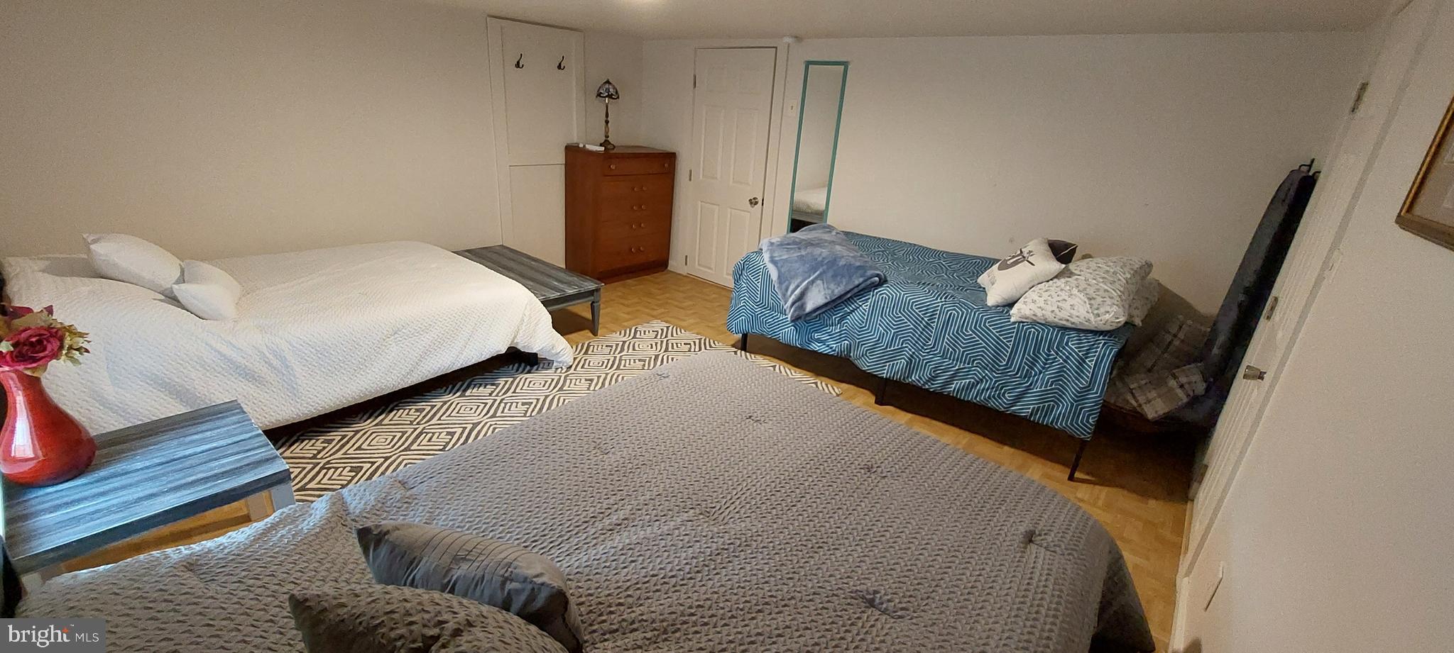 STROUDSBURG - Residential