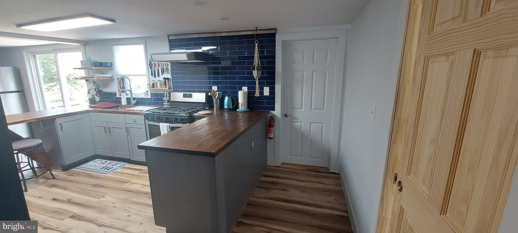 STROUDSBURG - Residential