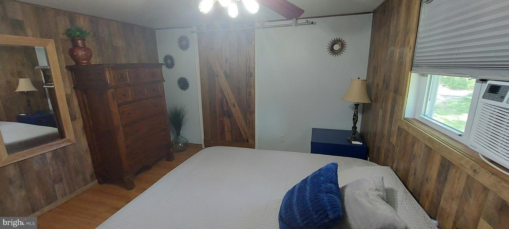 STROUDSBURG - Residential