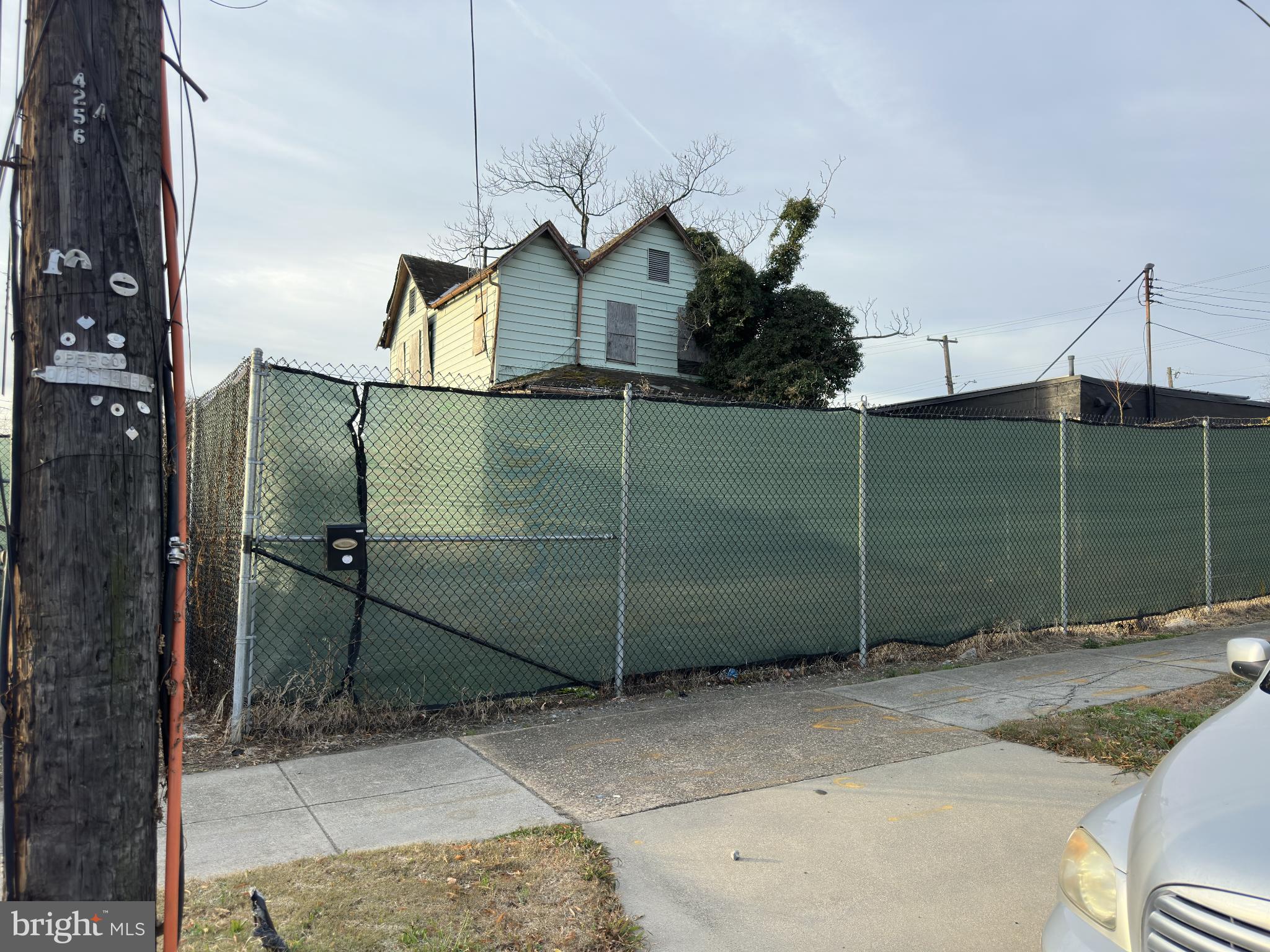 2203 CHANNING STREET NE