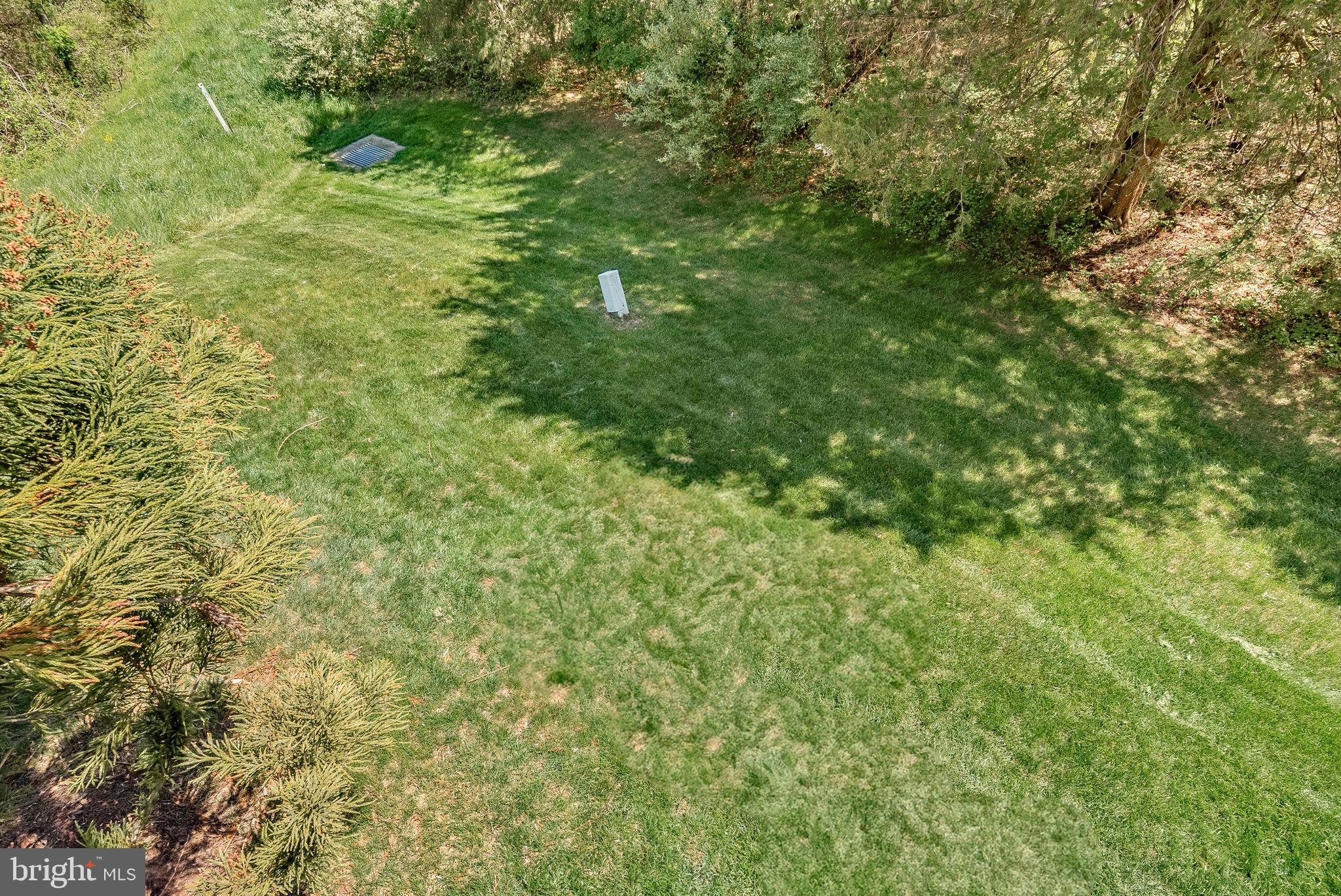 BELMONT COUNTRY CLUB - Residential Lease