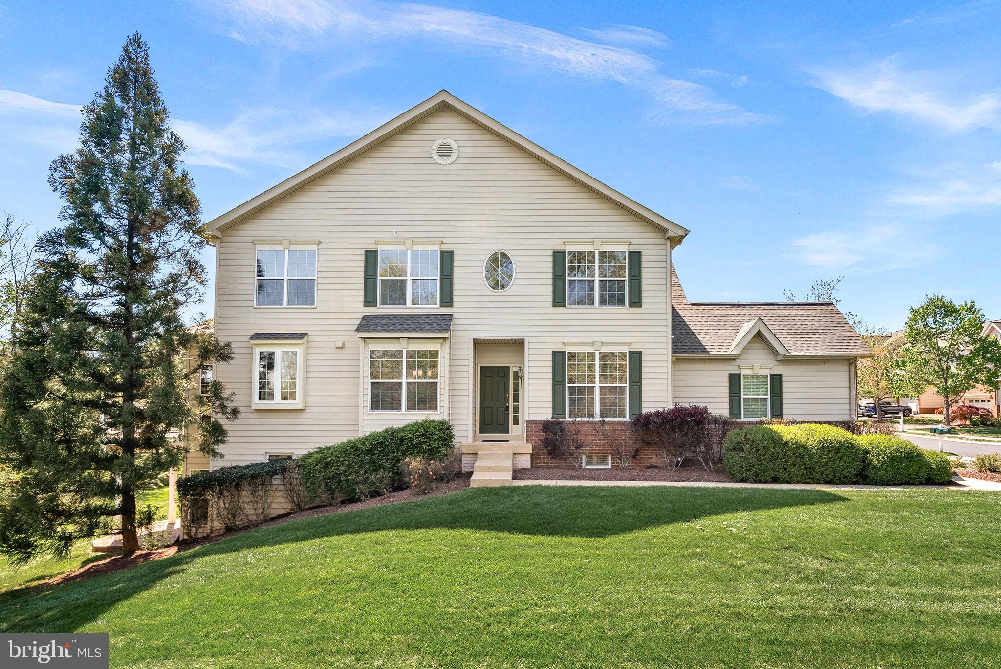 BELMONT COUNTRY CLUB - Residential Lease