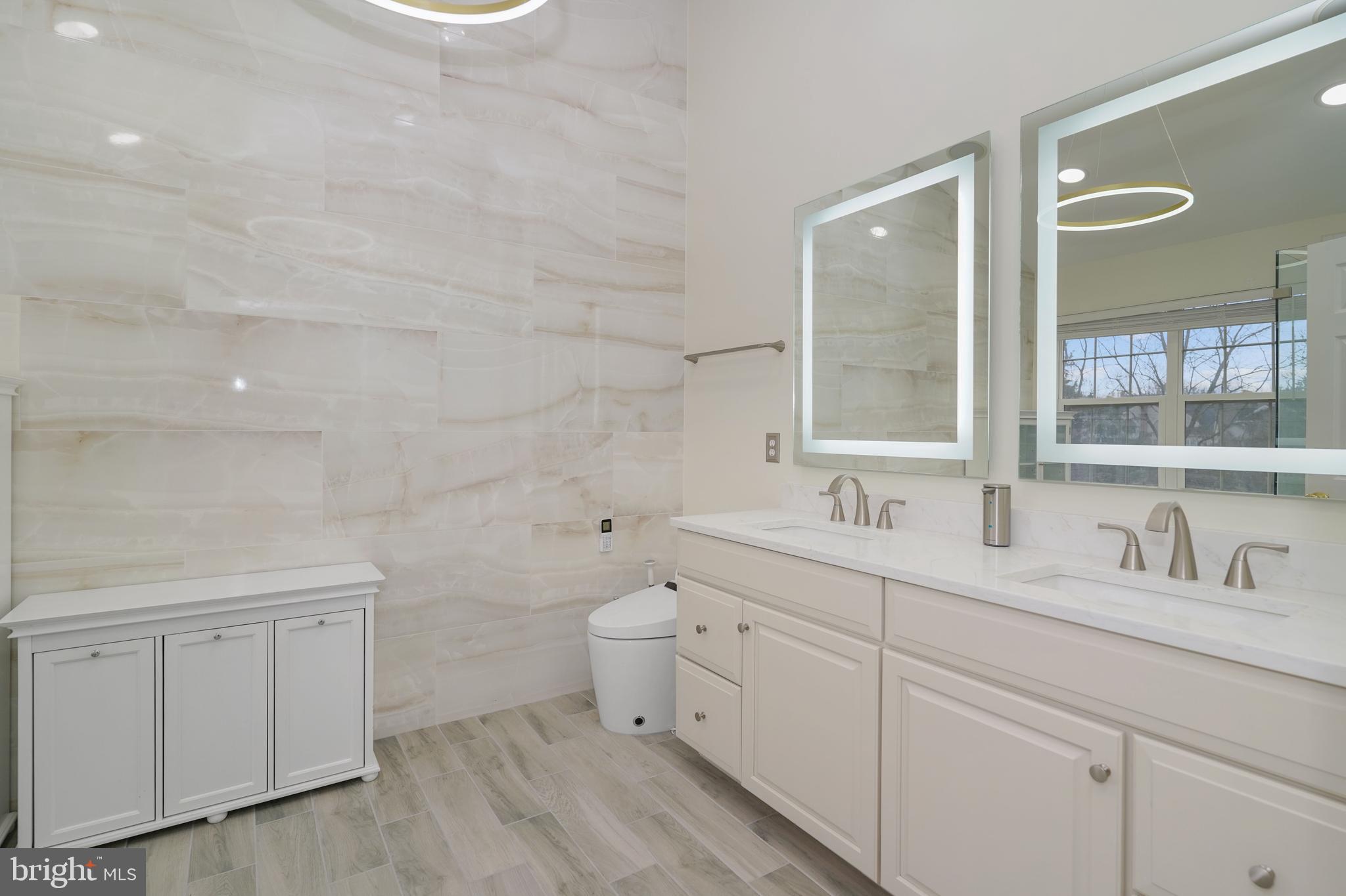 BELMONT COUNTRY CLUB - Residential Lease