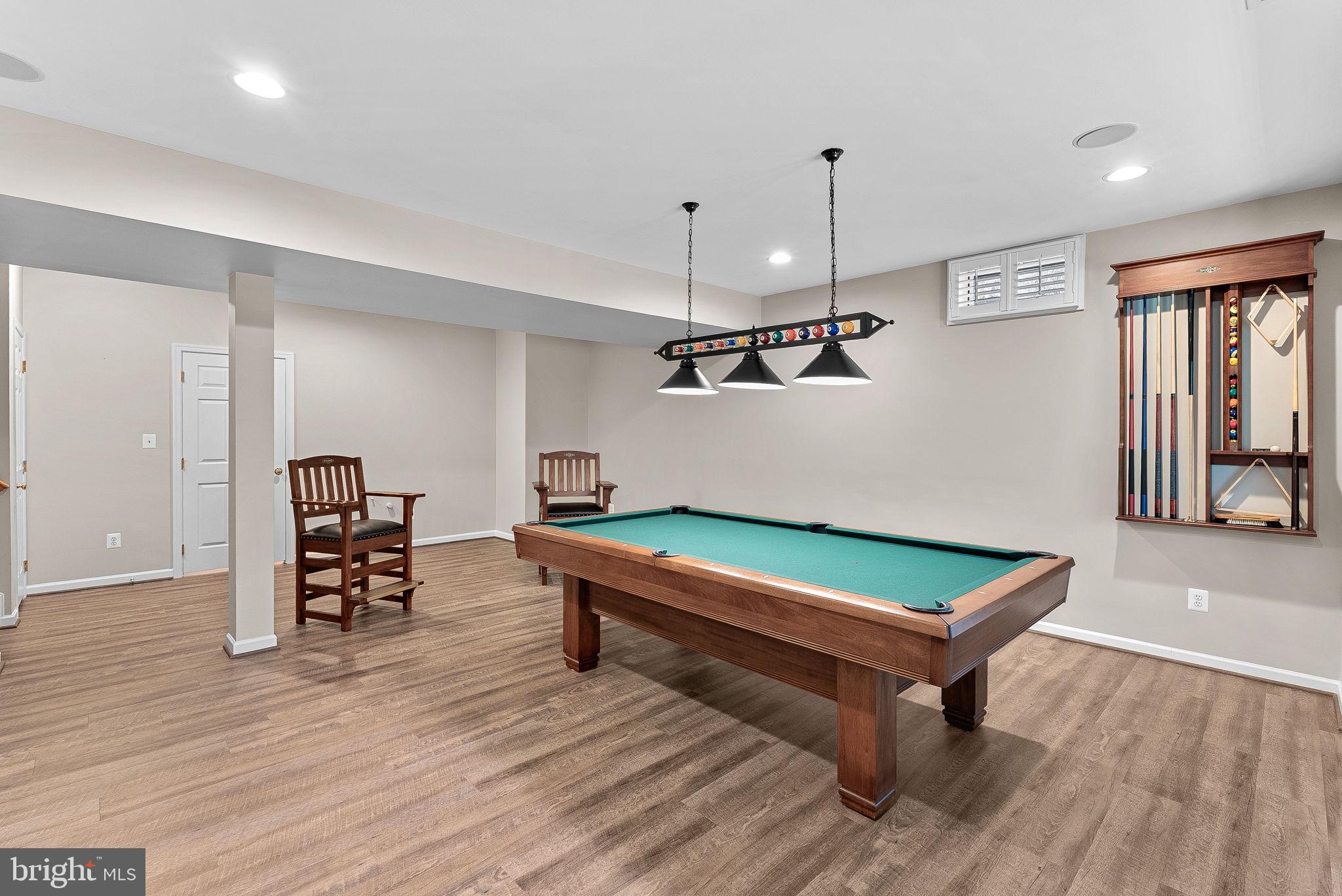 BELMONT COUNTRY CLUB - Residential Lease