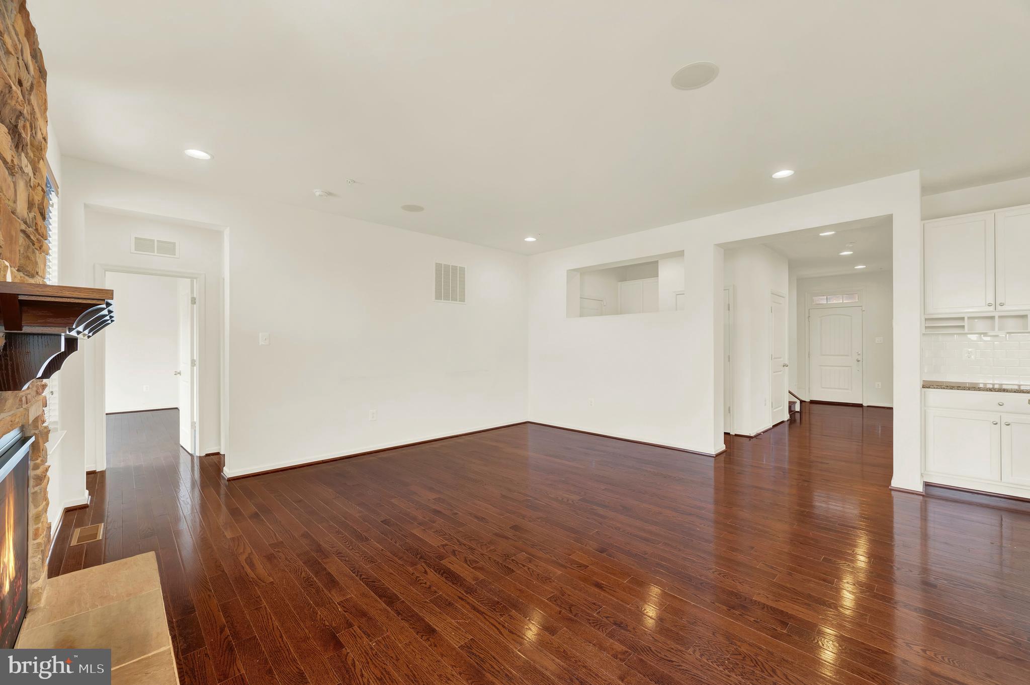 TUSCARORA CREEK - Residential