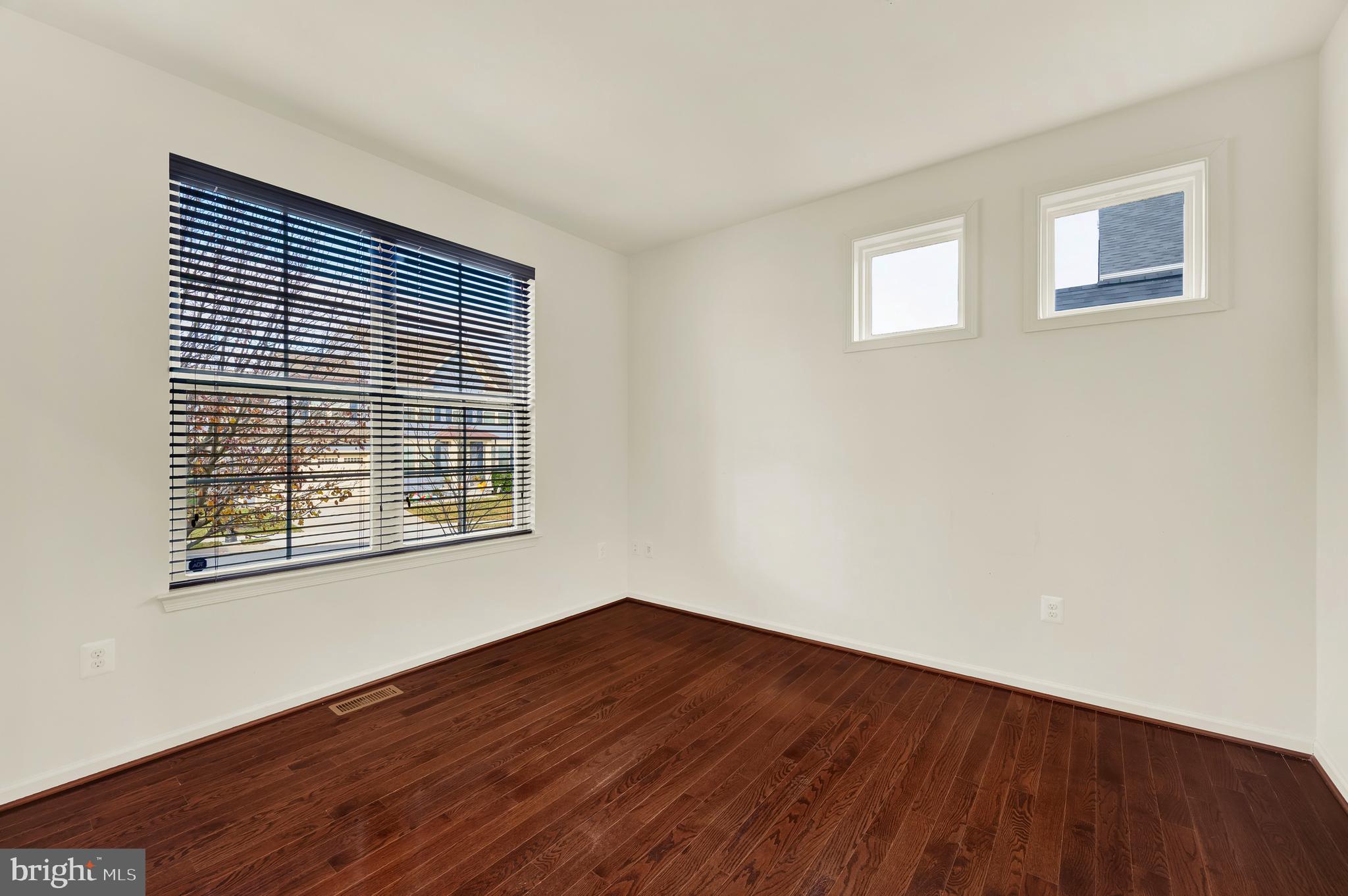 TUSCARORA CREEK - Residential