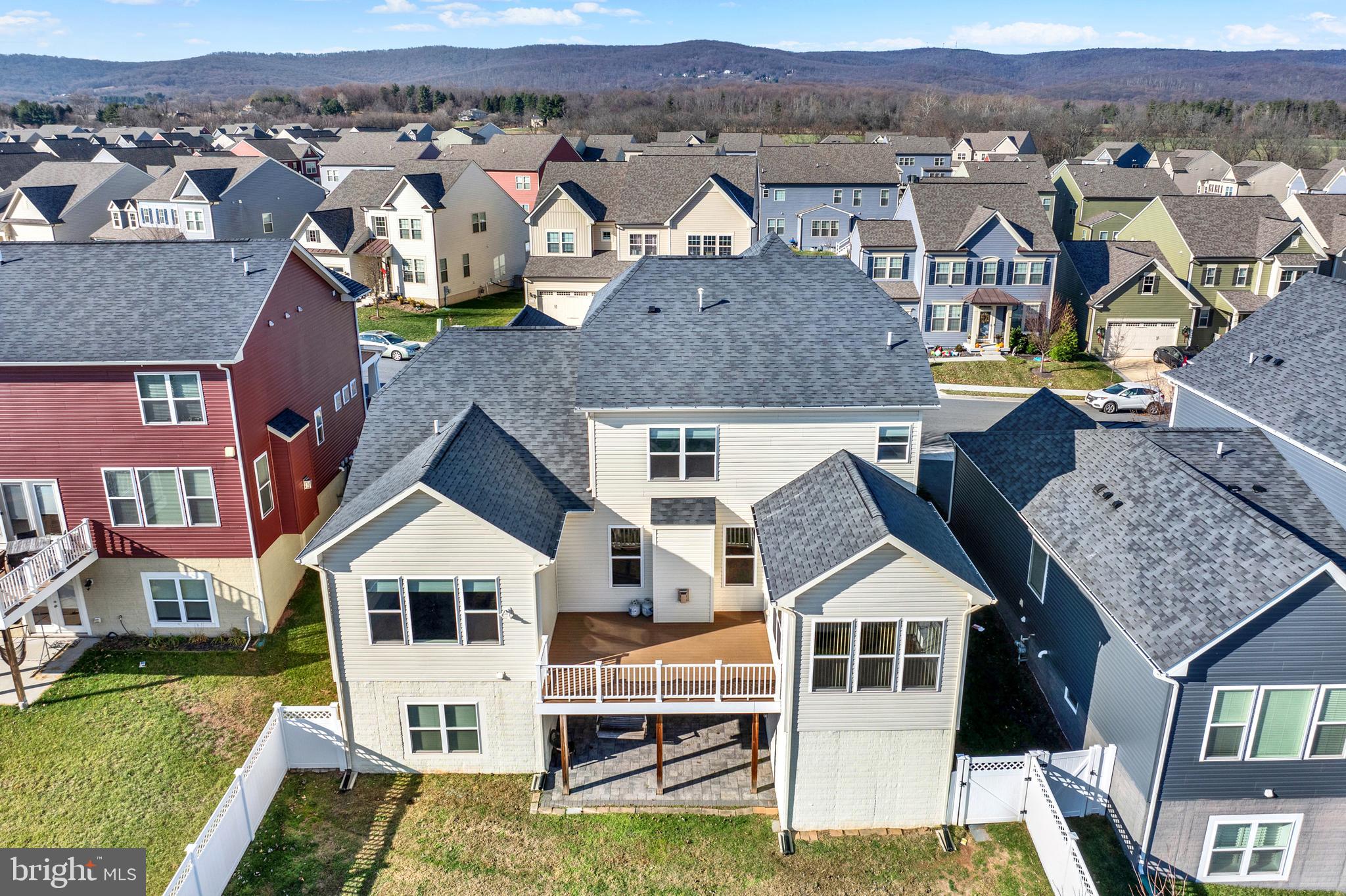 TUSCARORA CREEK - Residential