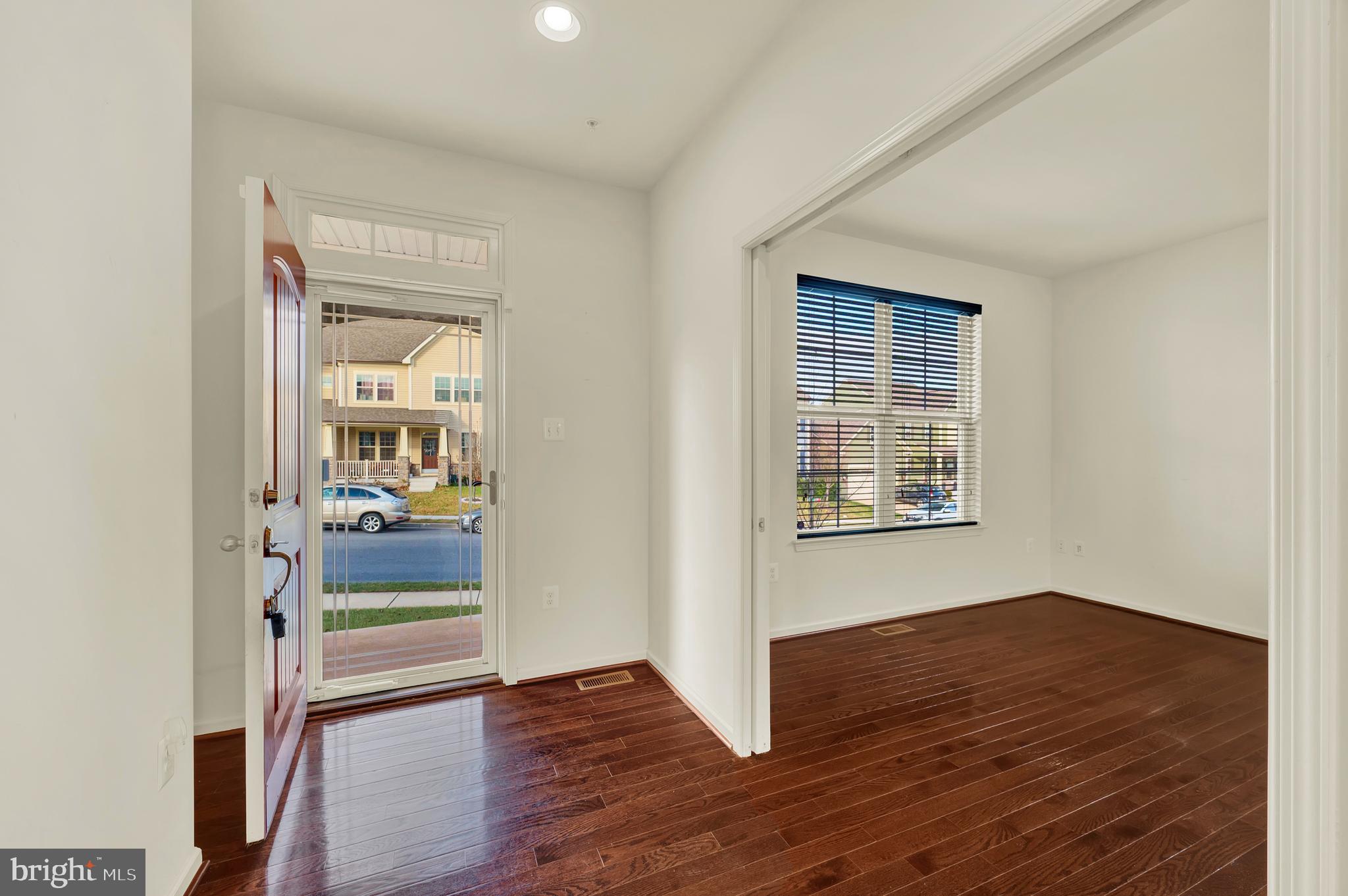 TUSCARORA CREEK - Residential