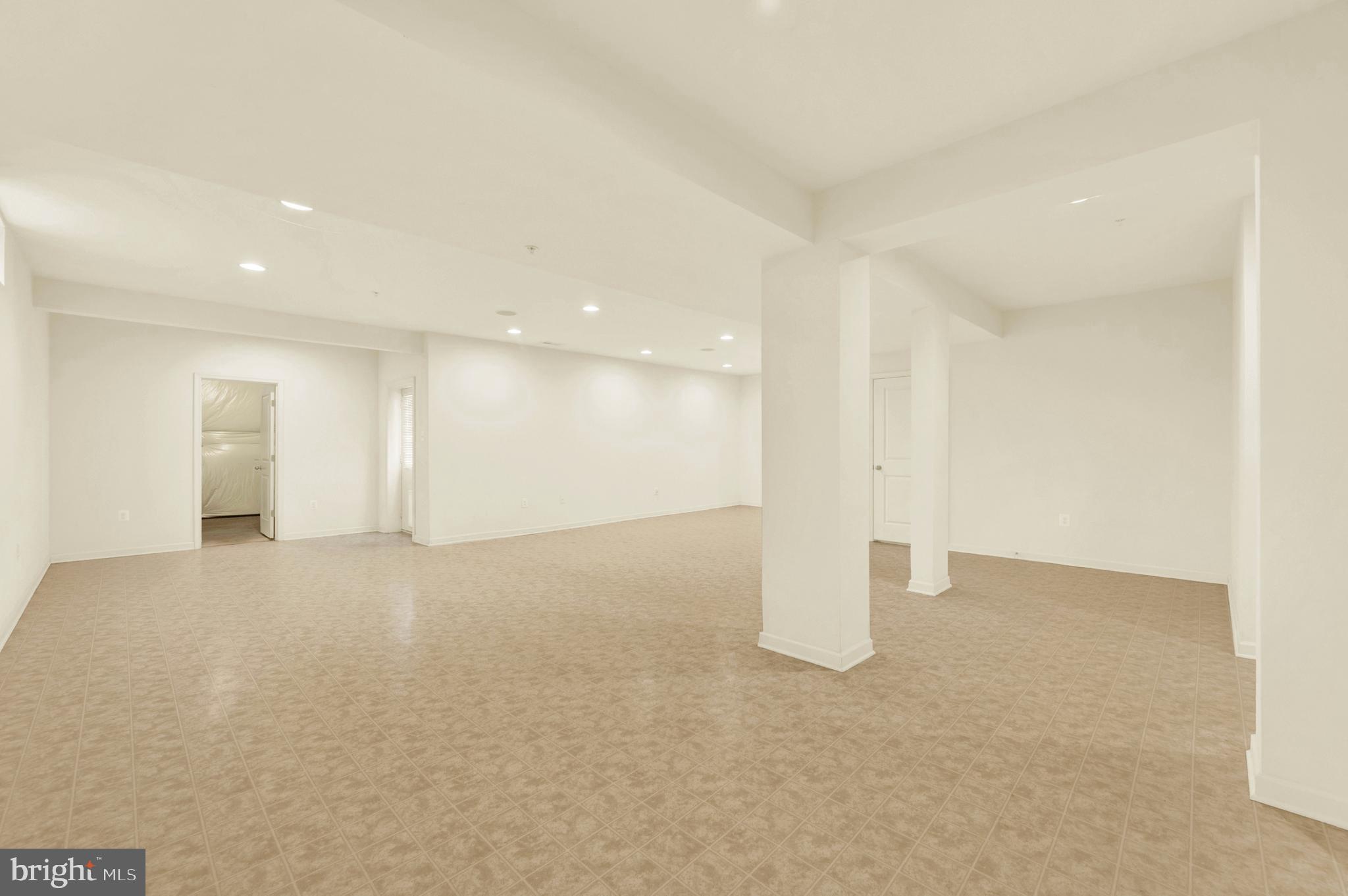 TUSCARORA CREEK - Residential