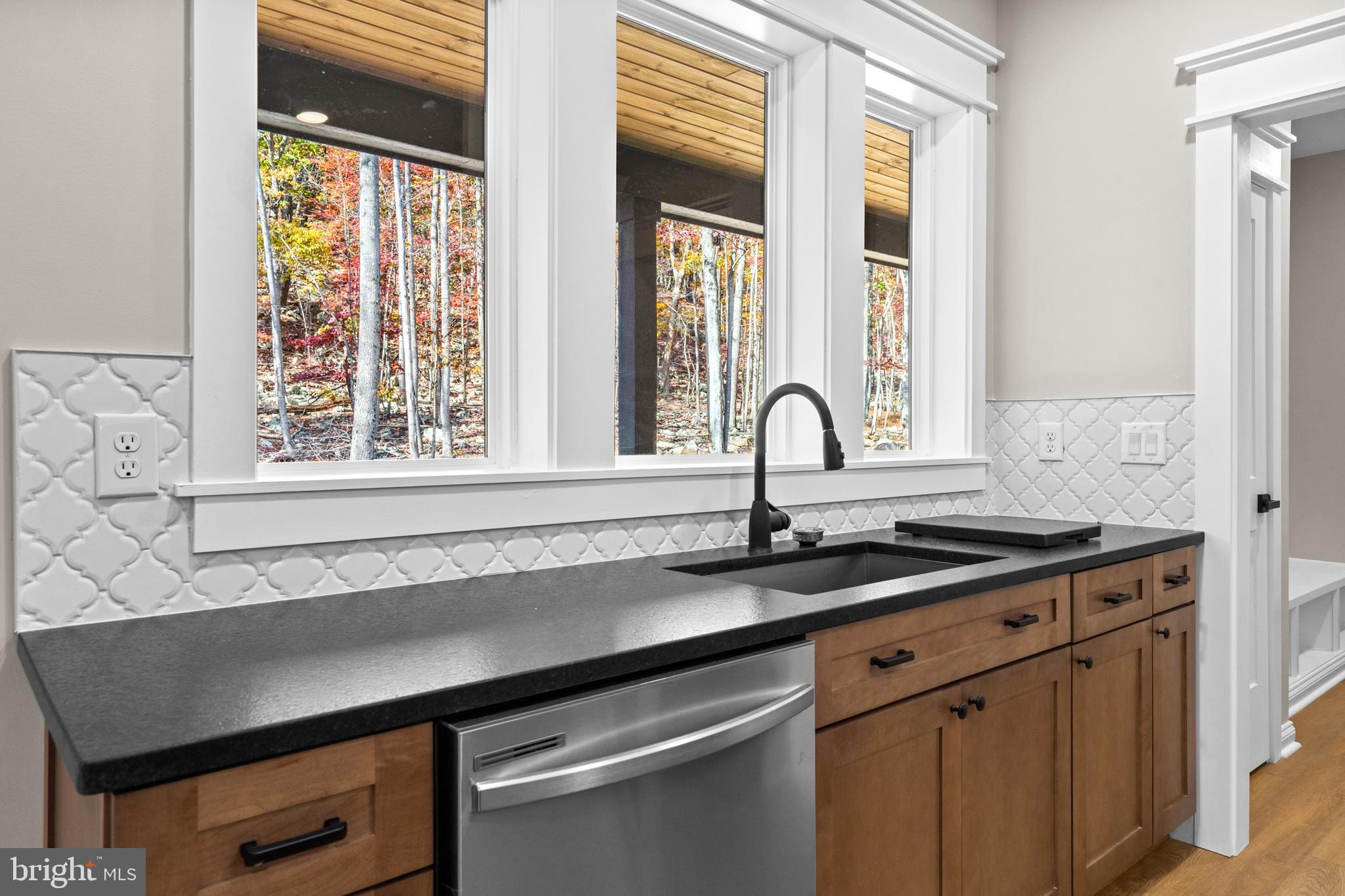 CACAPON EAST - Residential