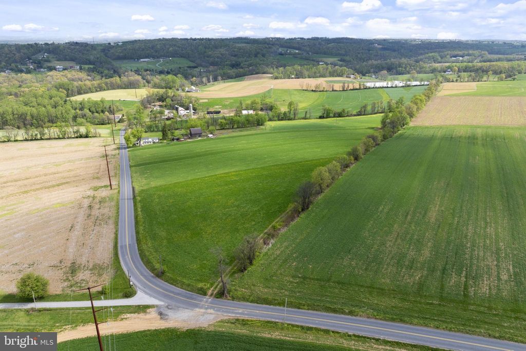 Photo of 749 Hilldale Road, HOLTWOOD, PA 17532 (MLS # PALA2086164)