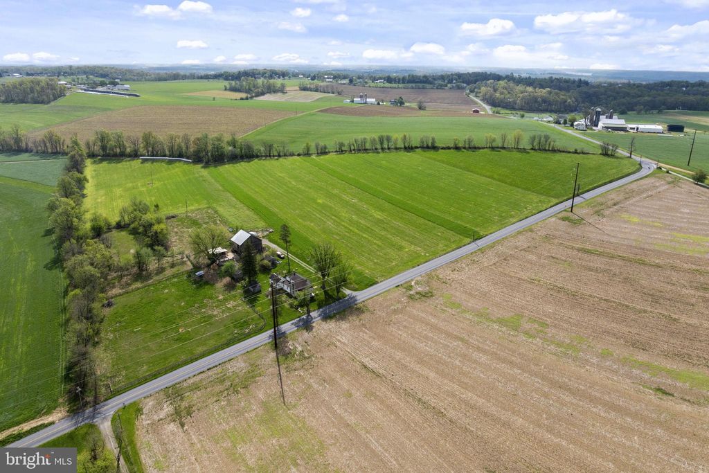 Photo of 749 Hilldale Road, HOLTWOOD, PA 17532 (MLS # PALA2086164)