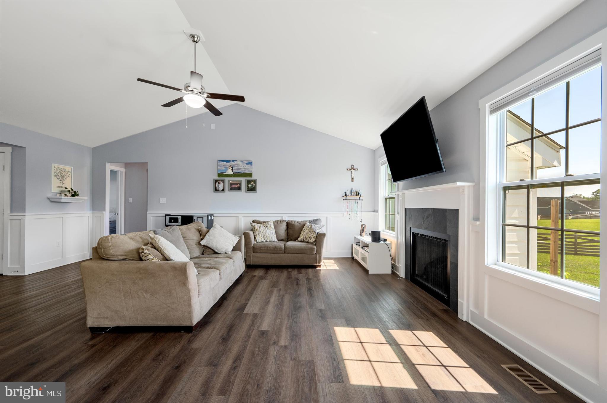 MILTON'S LANDING - Residential