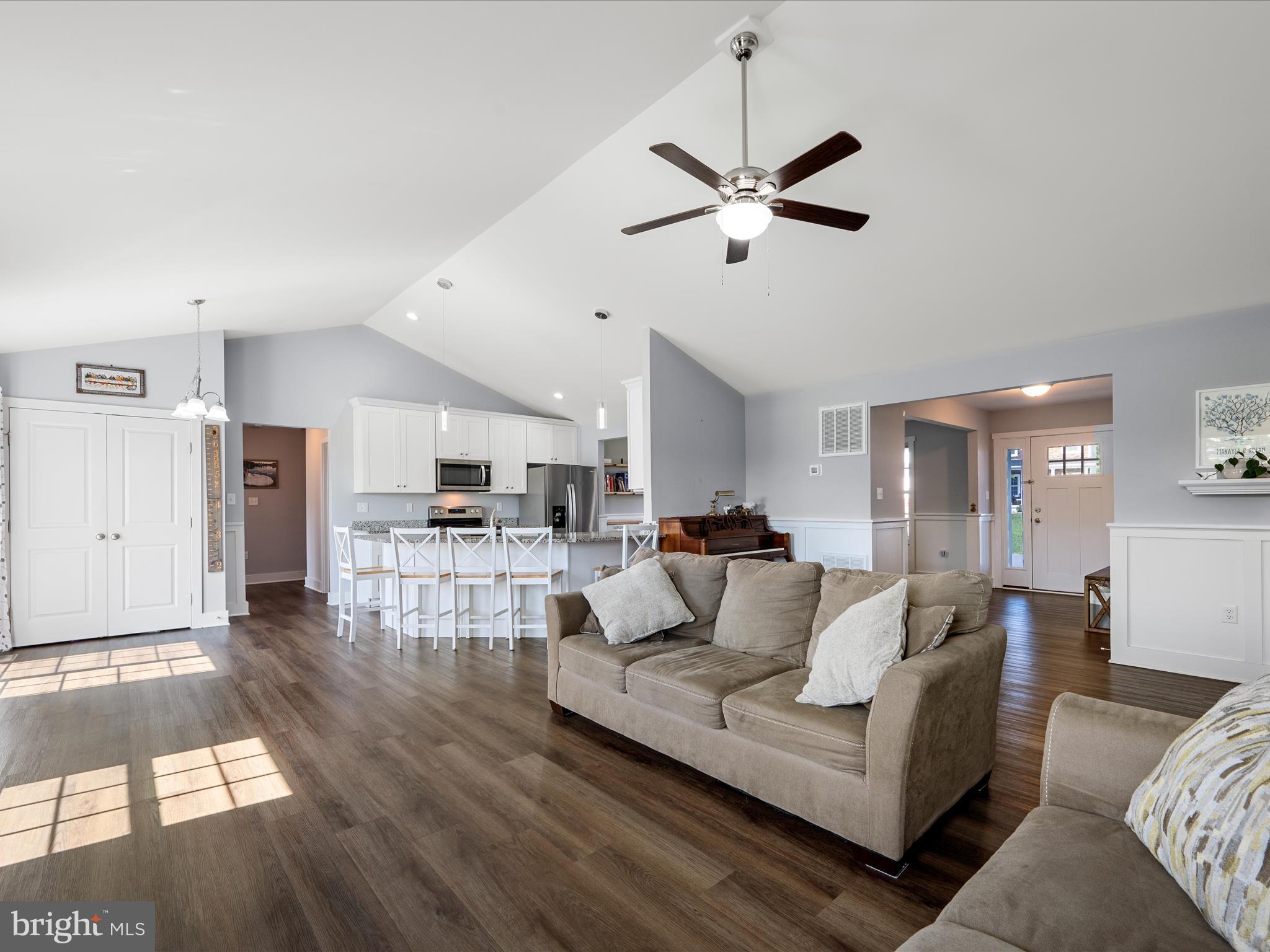 MILTON'S LANDING - Residential