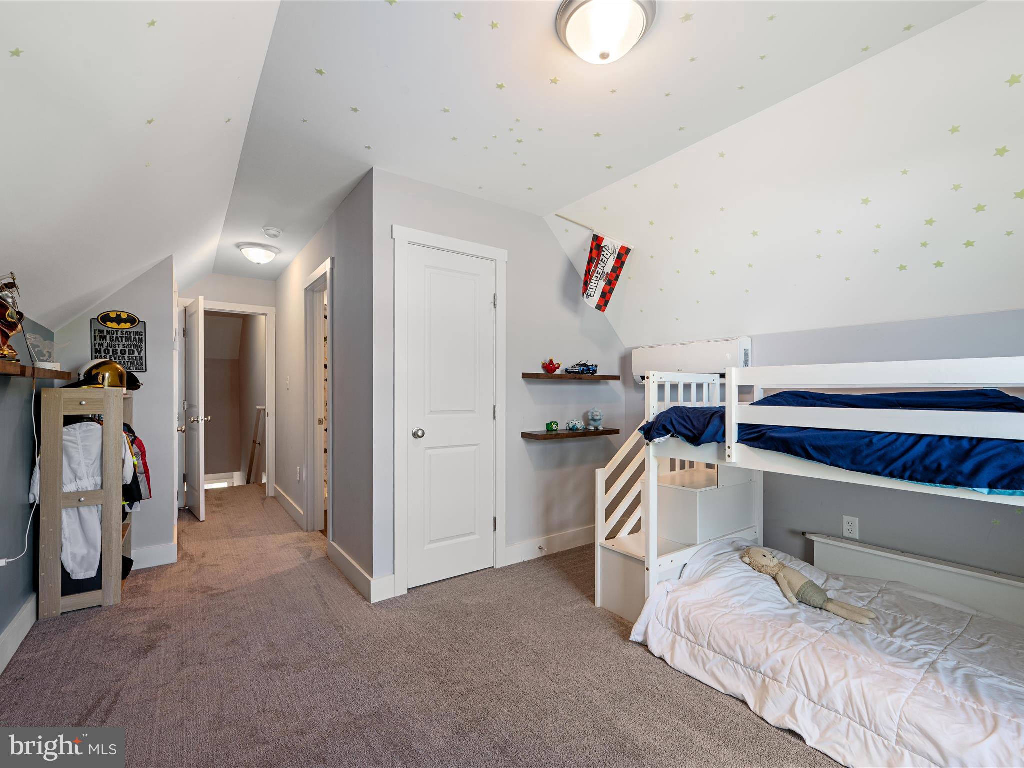 MILTON'S LANDING - Residential