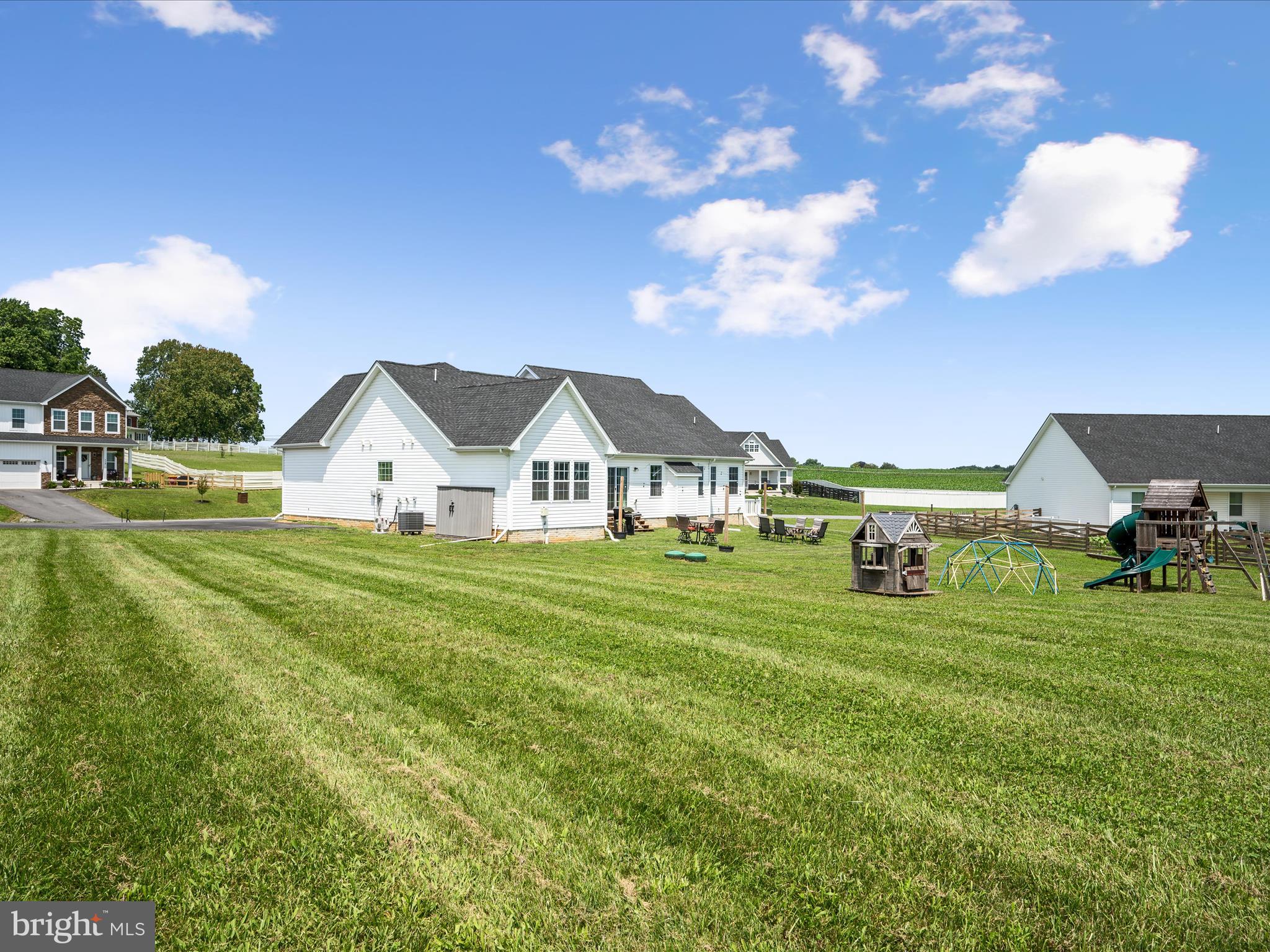 MILTON'S LANDING - Residential