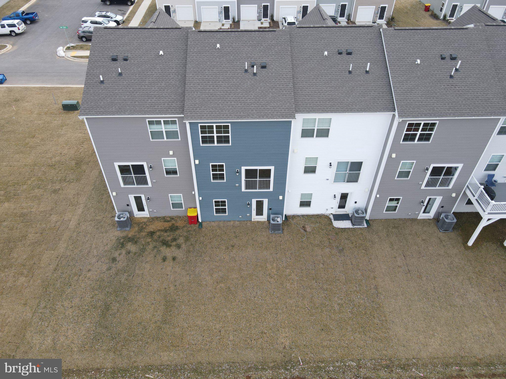 99 GRAY SILVER ROAD