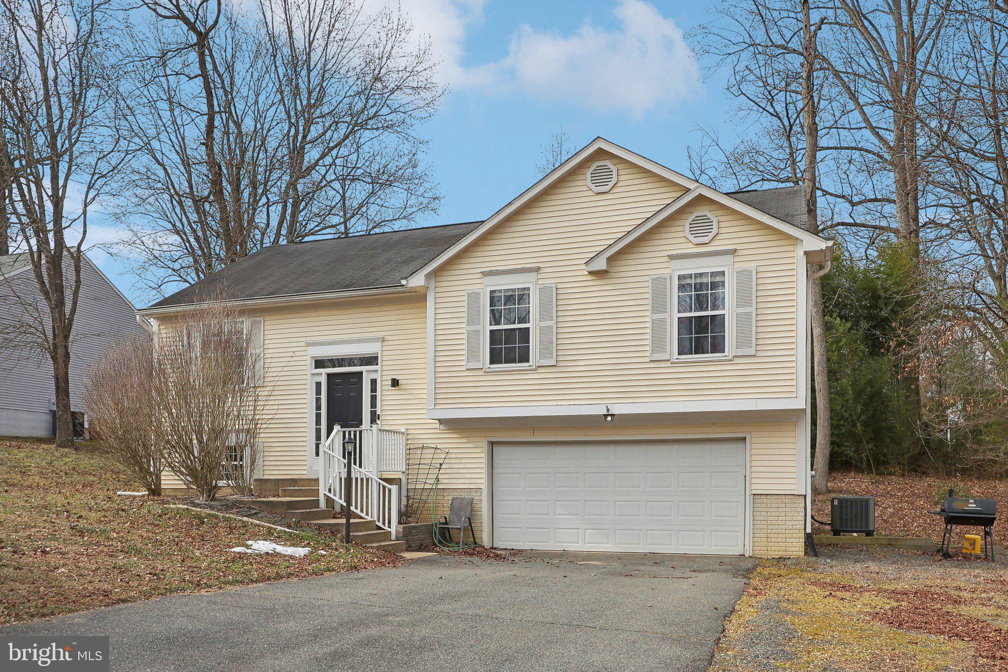 HICKORY RIDGE - Residential