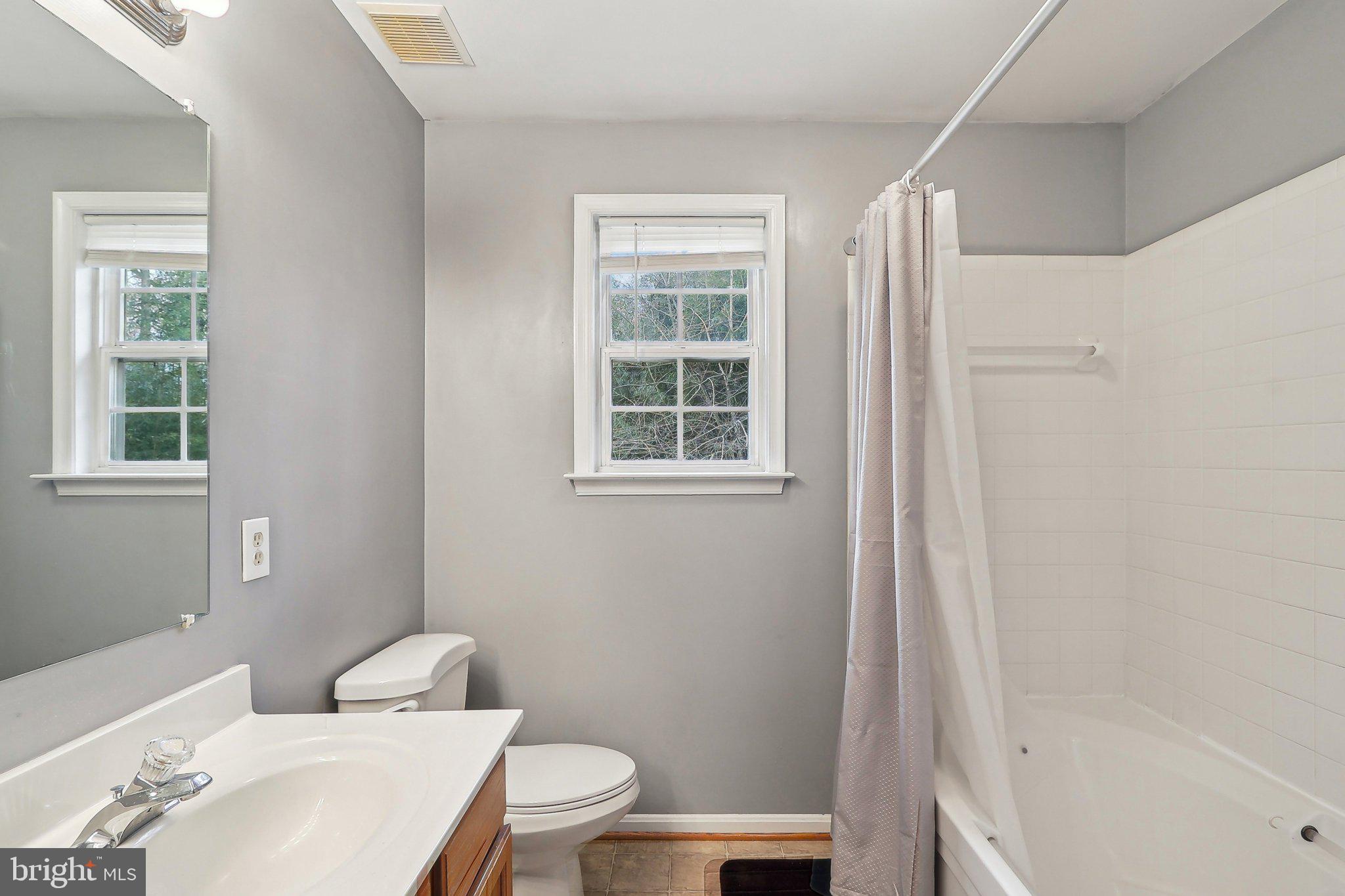 HICKORY RIDGE - Residential