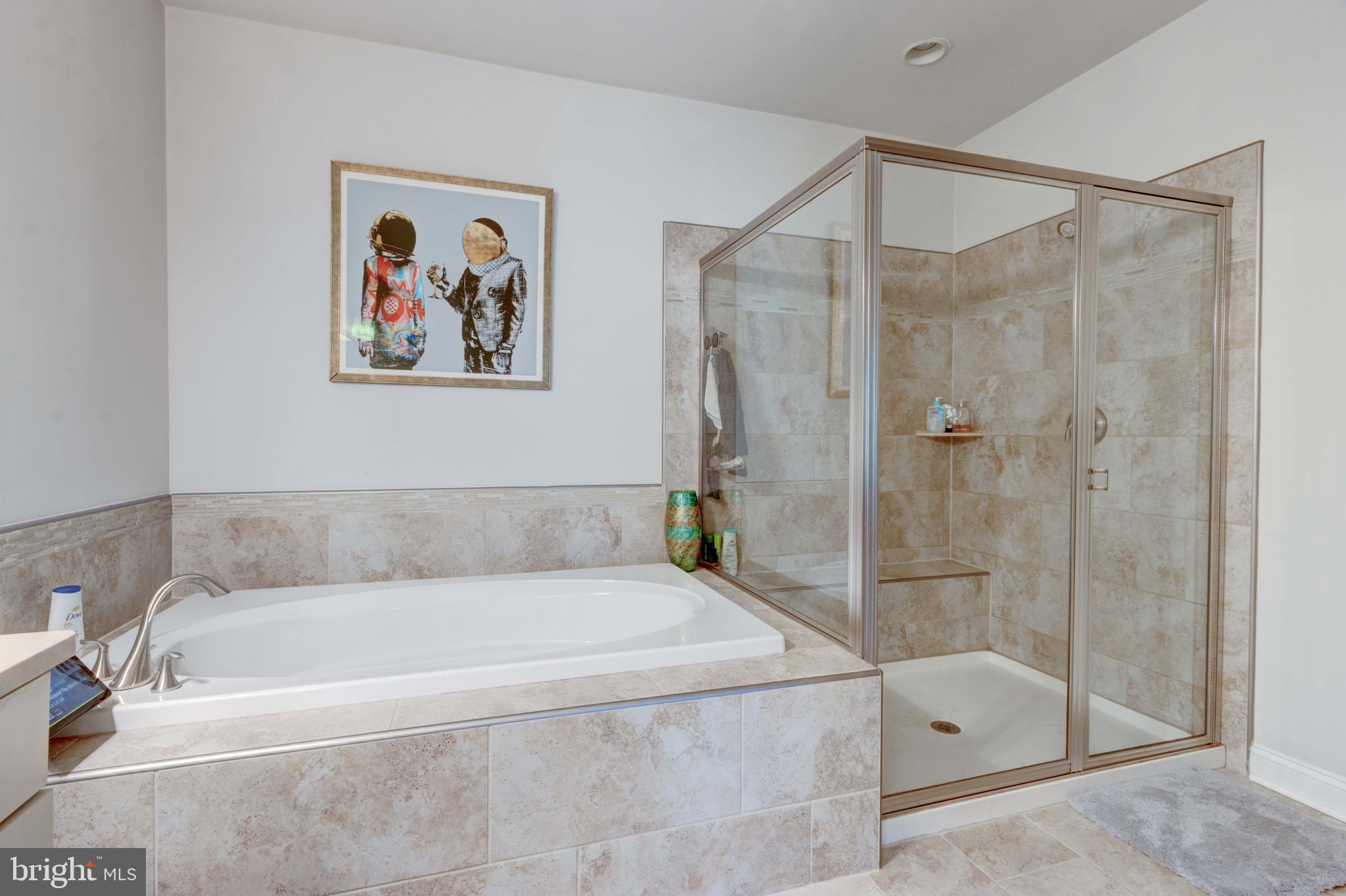 OXFORD SQUARE - Residential