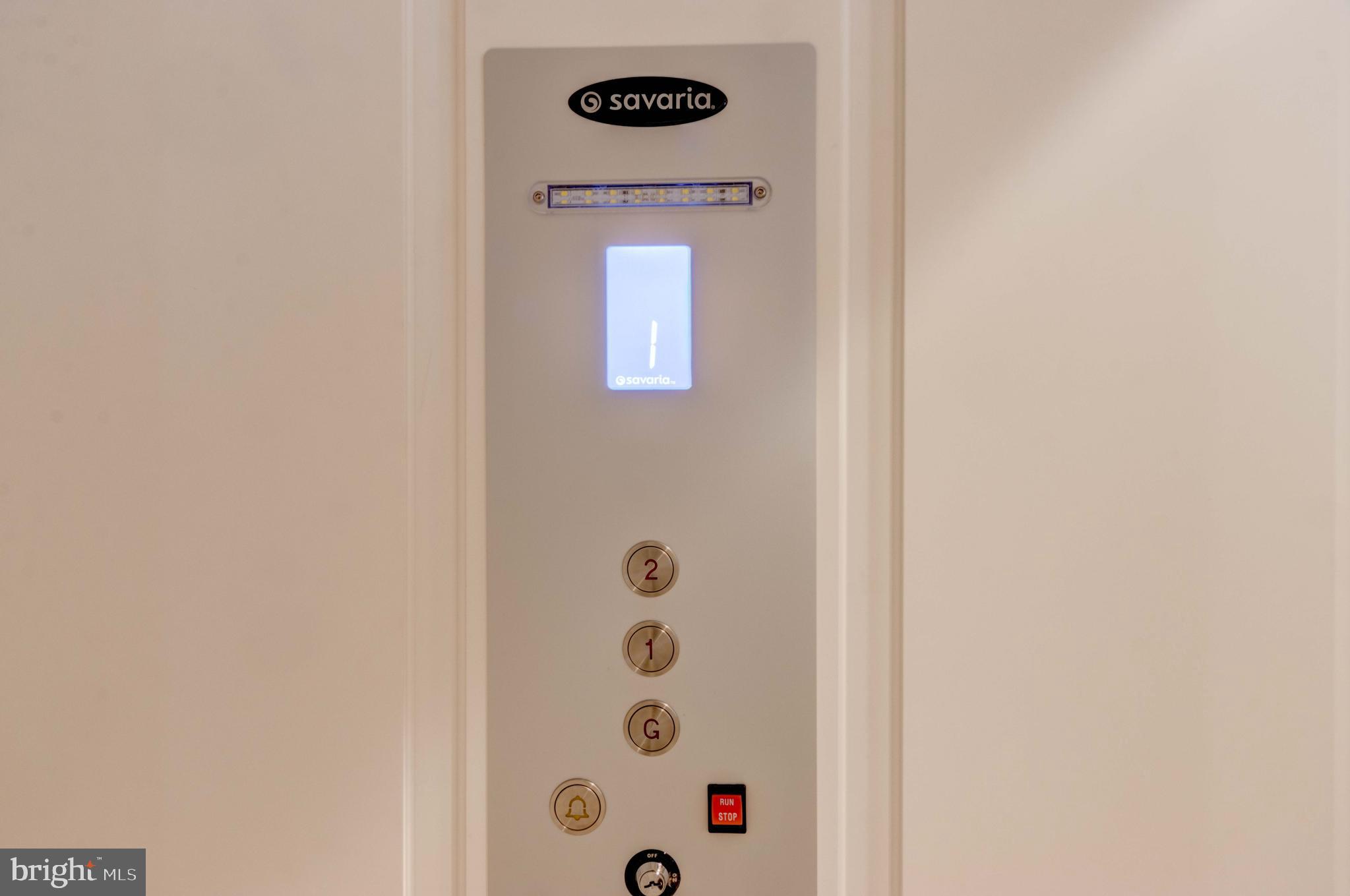 OXFORD SQUARE - Residential