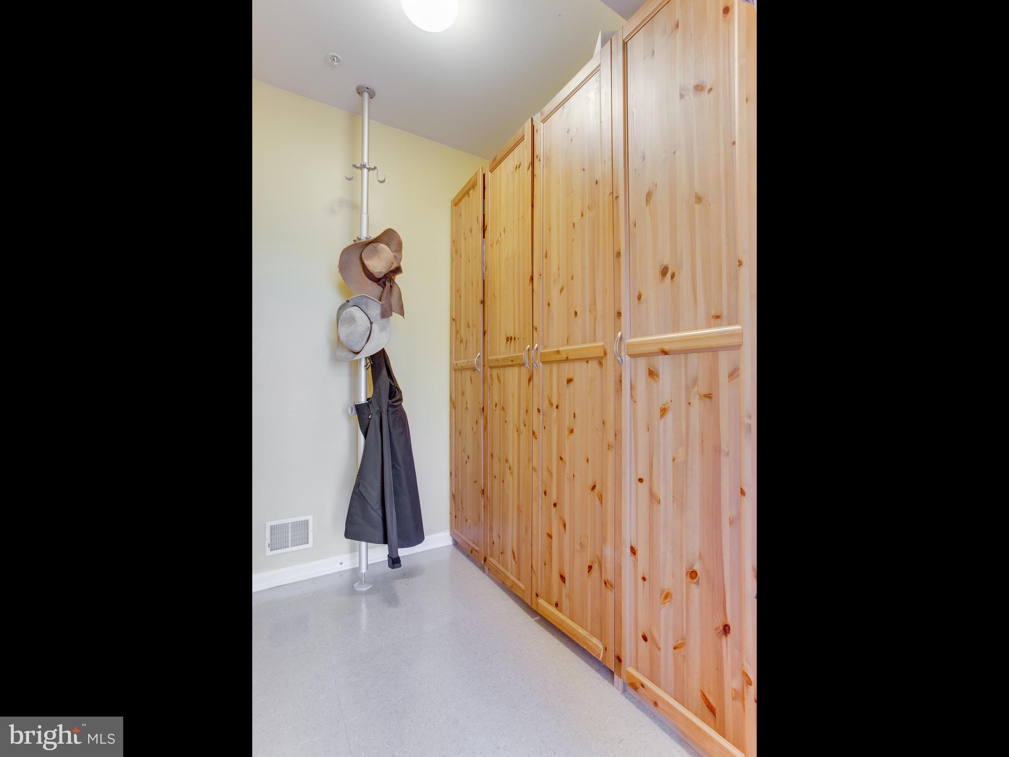 MARLBORO DOWNS - Residential