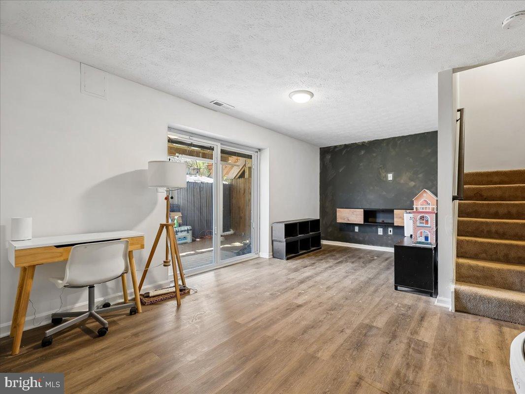 FREDERICKTOWNE VILLAGE - Residential