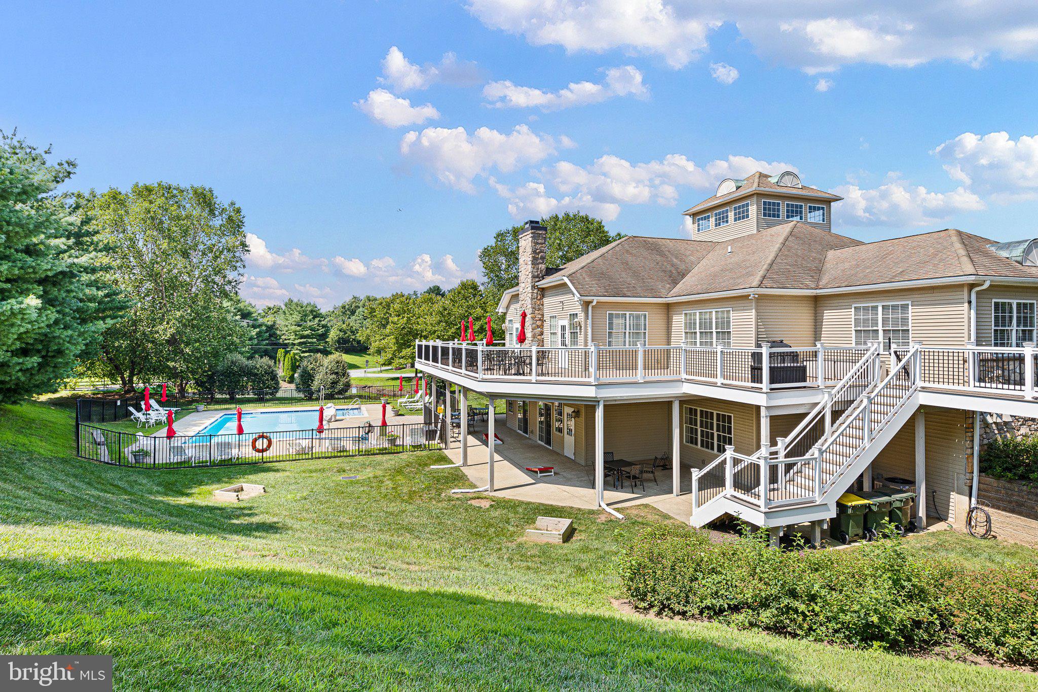 TRADITIONS AT INNI - Residential