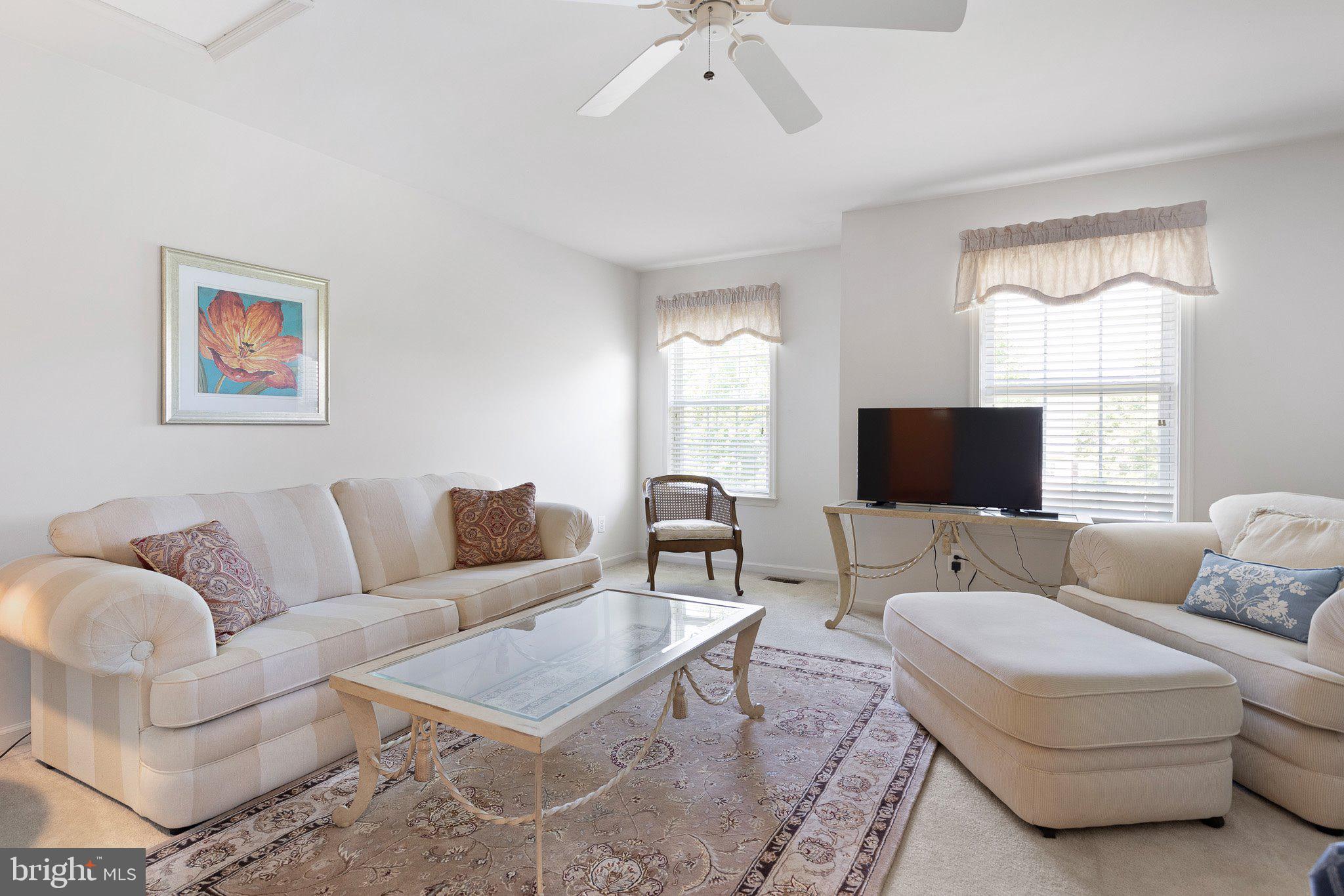 TRADITIONS AT INNI - Residential