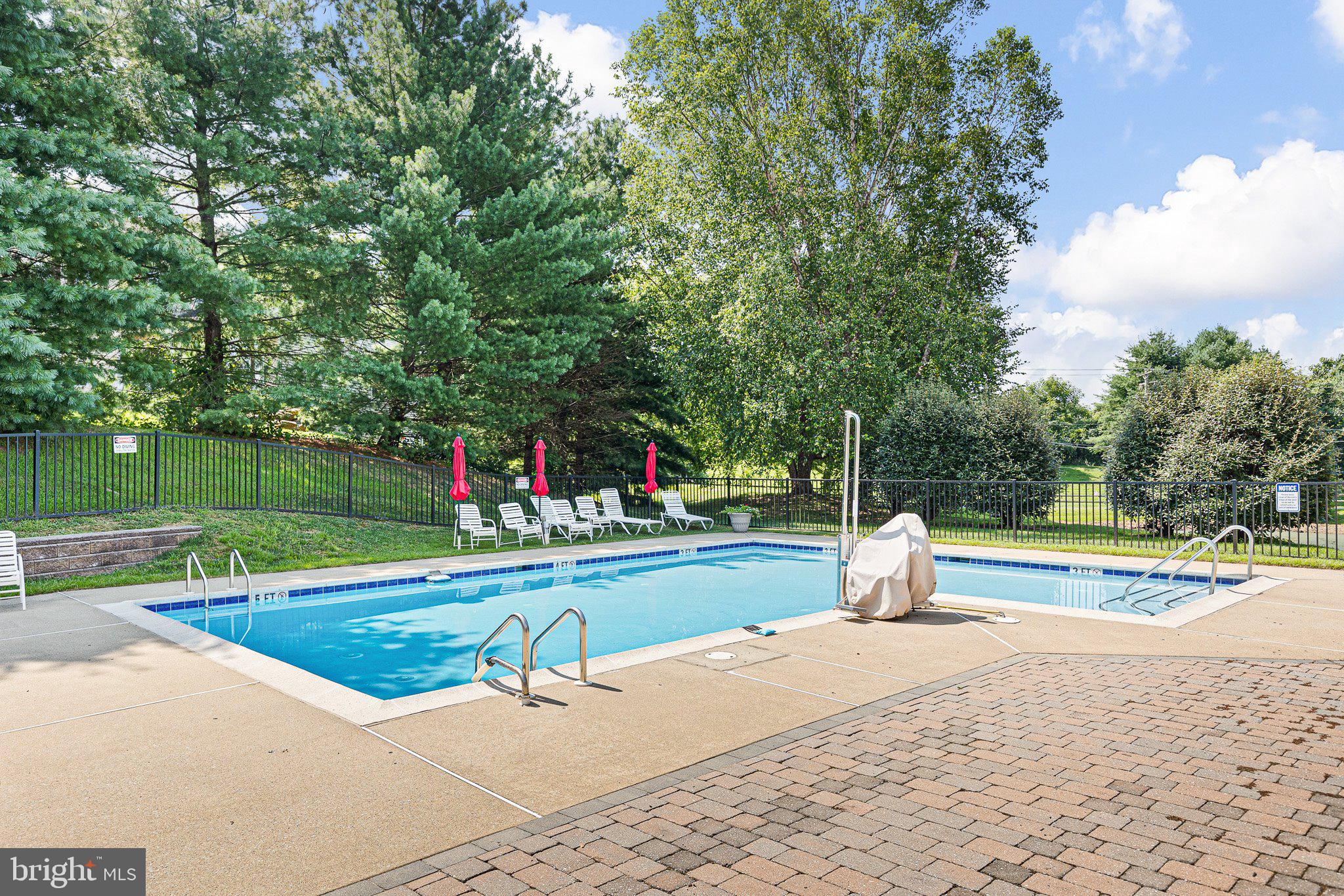 TRADITIONS AT INNI - Residential