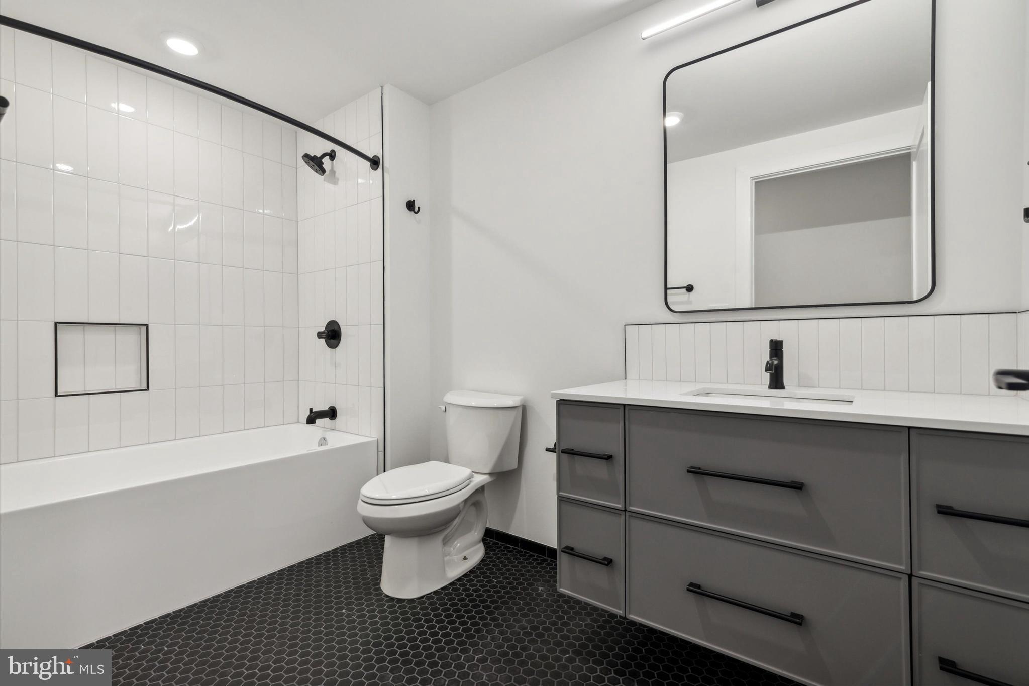 NORTHERN LIBERTIES - Residential Lease