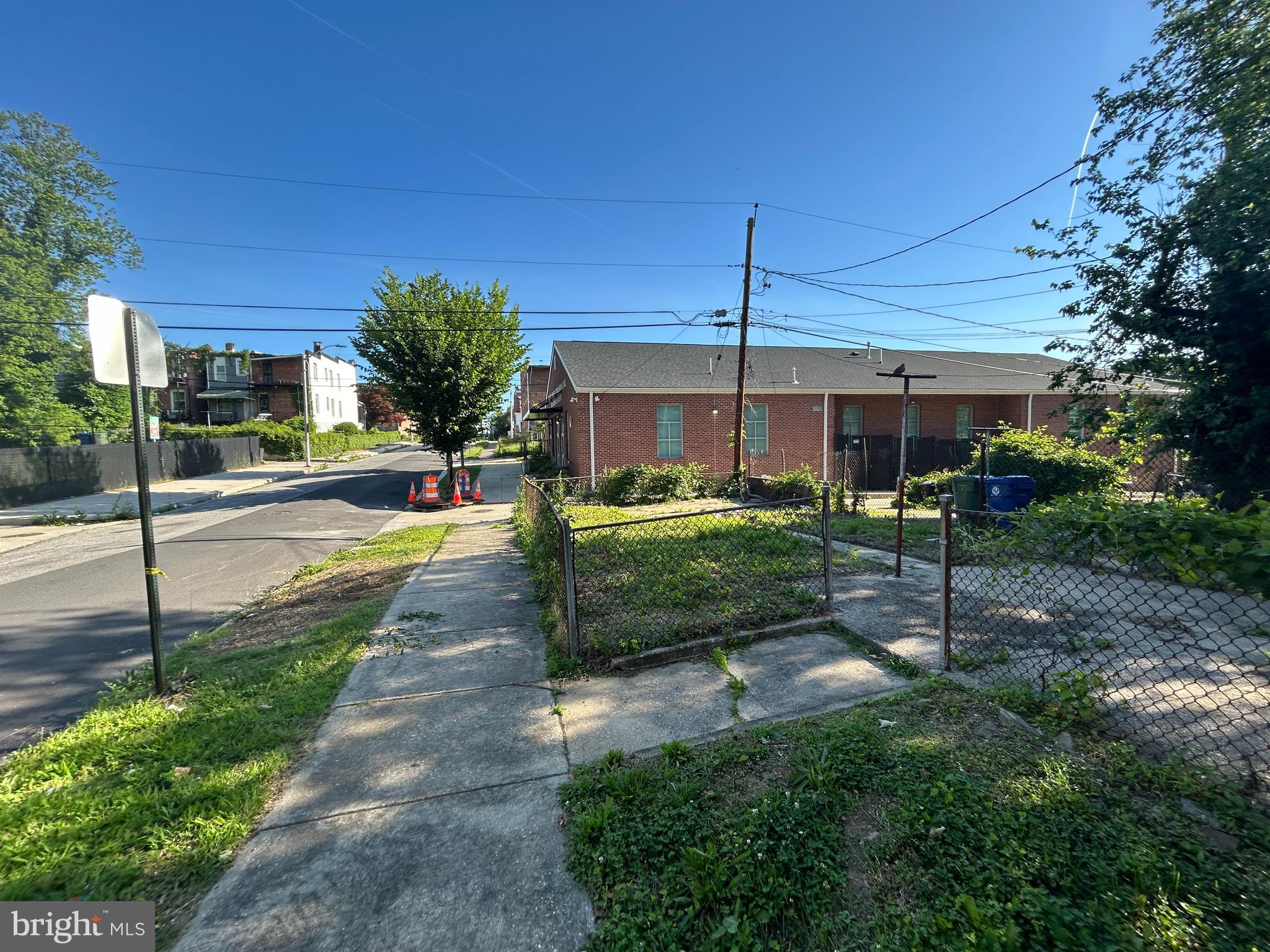 2756 W MOSHER STREET