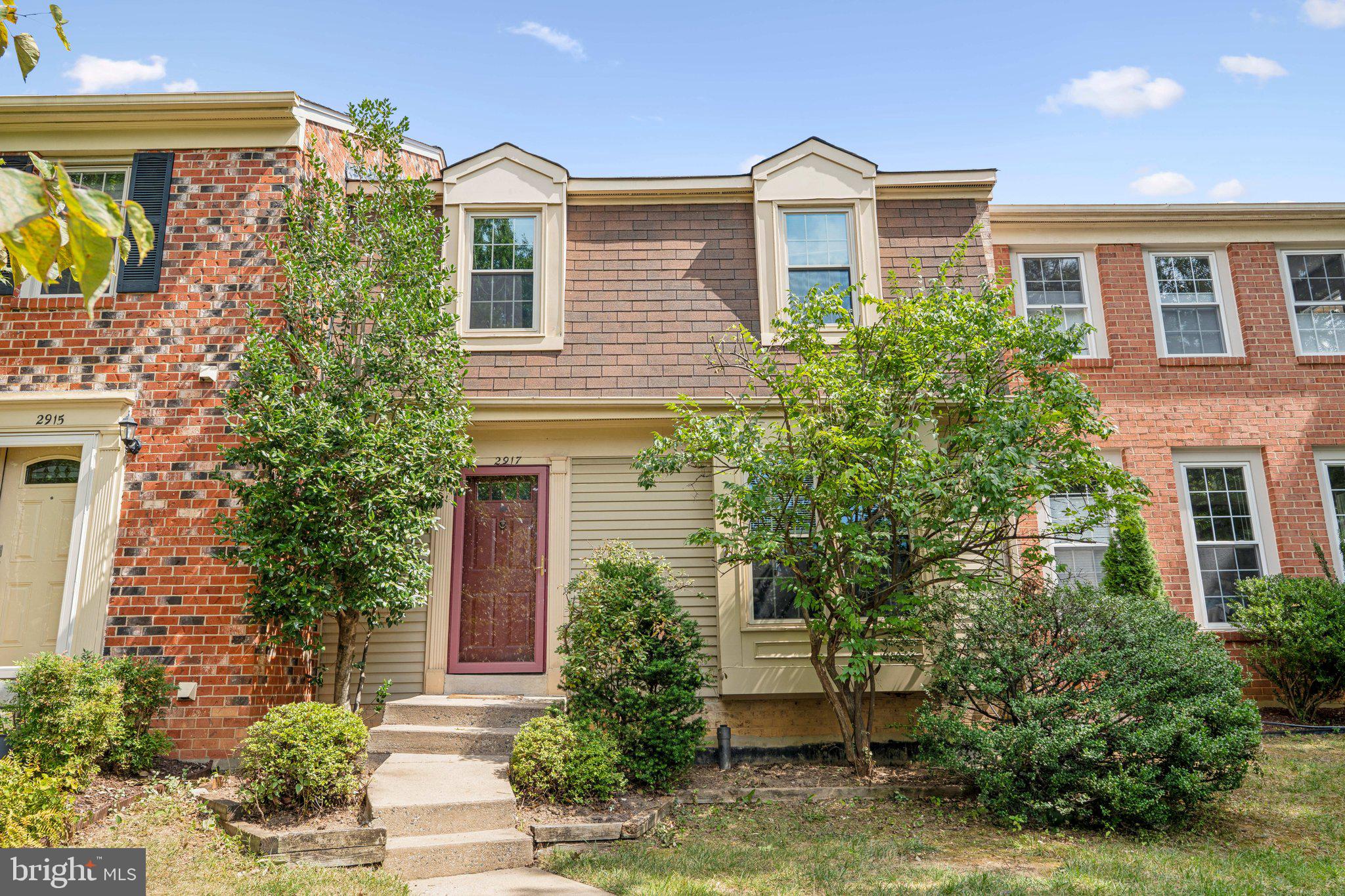 COUNTRY CREEK - Residential Lease