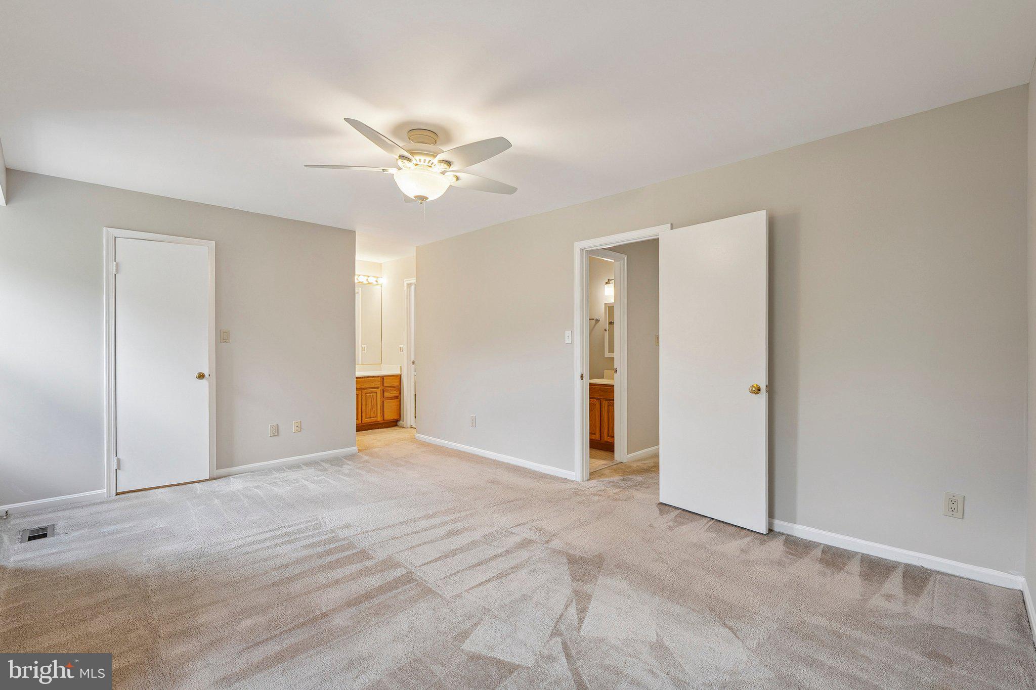 COUNTRY CREEK - Residential Lease