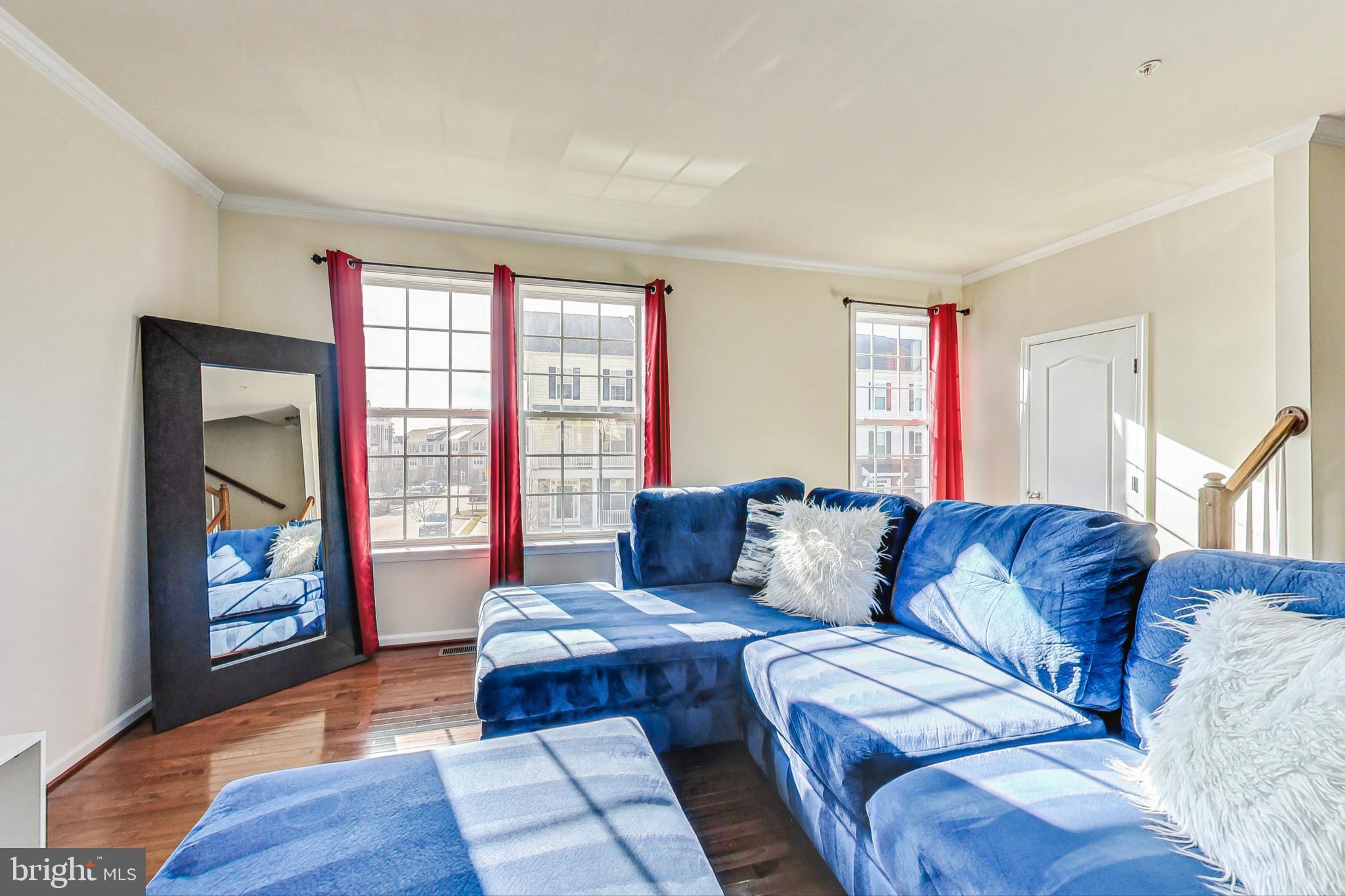 MARKET SQUARE - Residential Lease