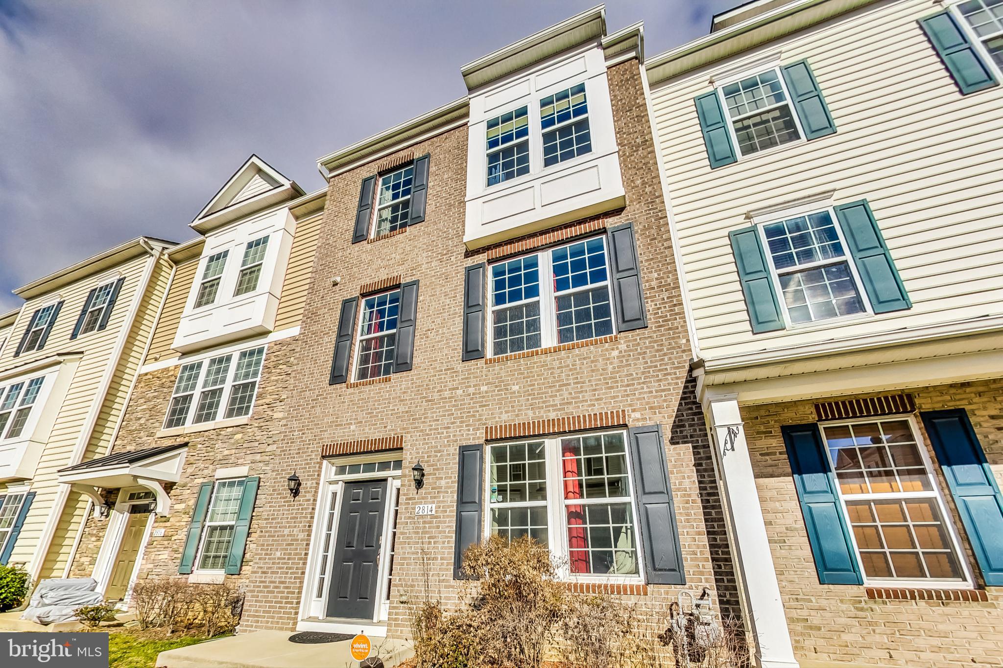 MARKET SQUARE - Residential Lease