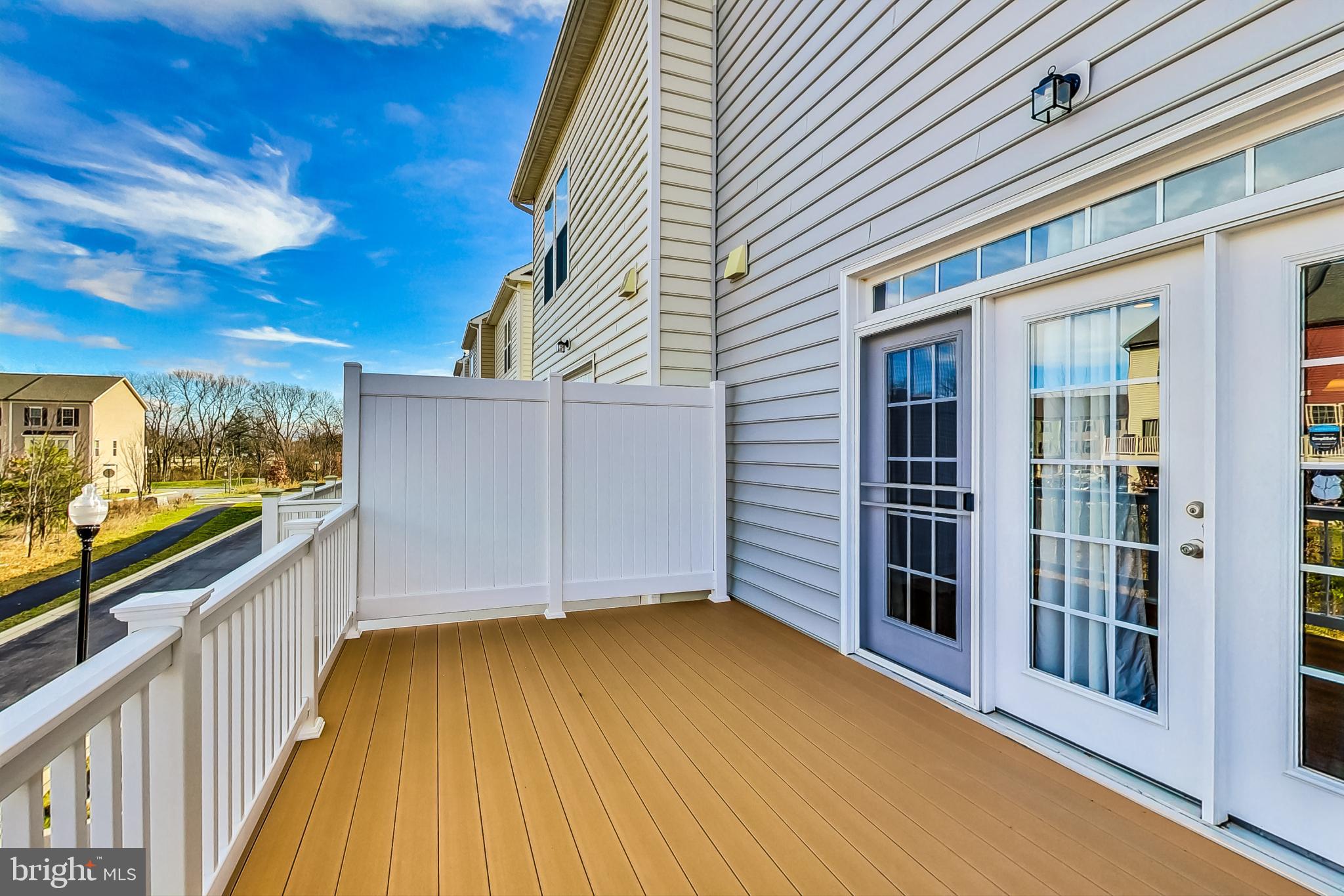 MARKET SQUARE - Residential Lease