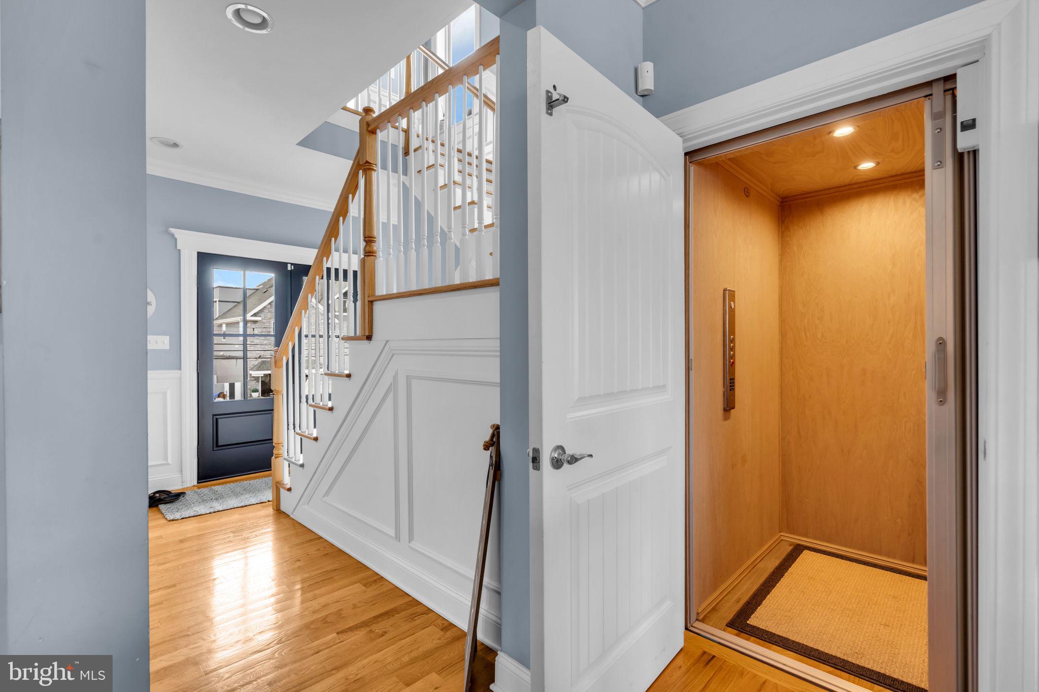 25 SUNRISE WAY