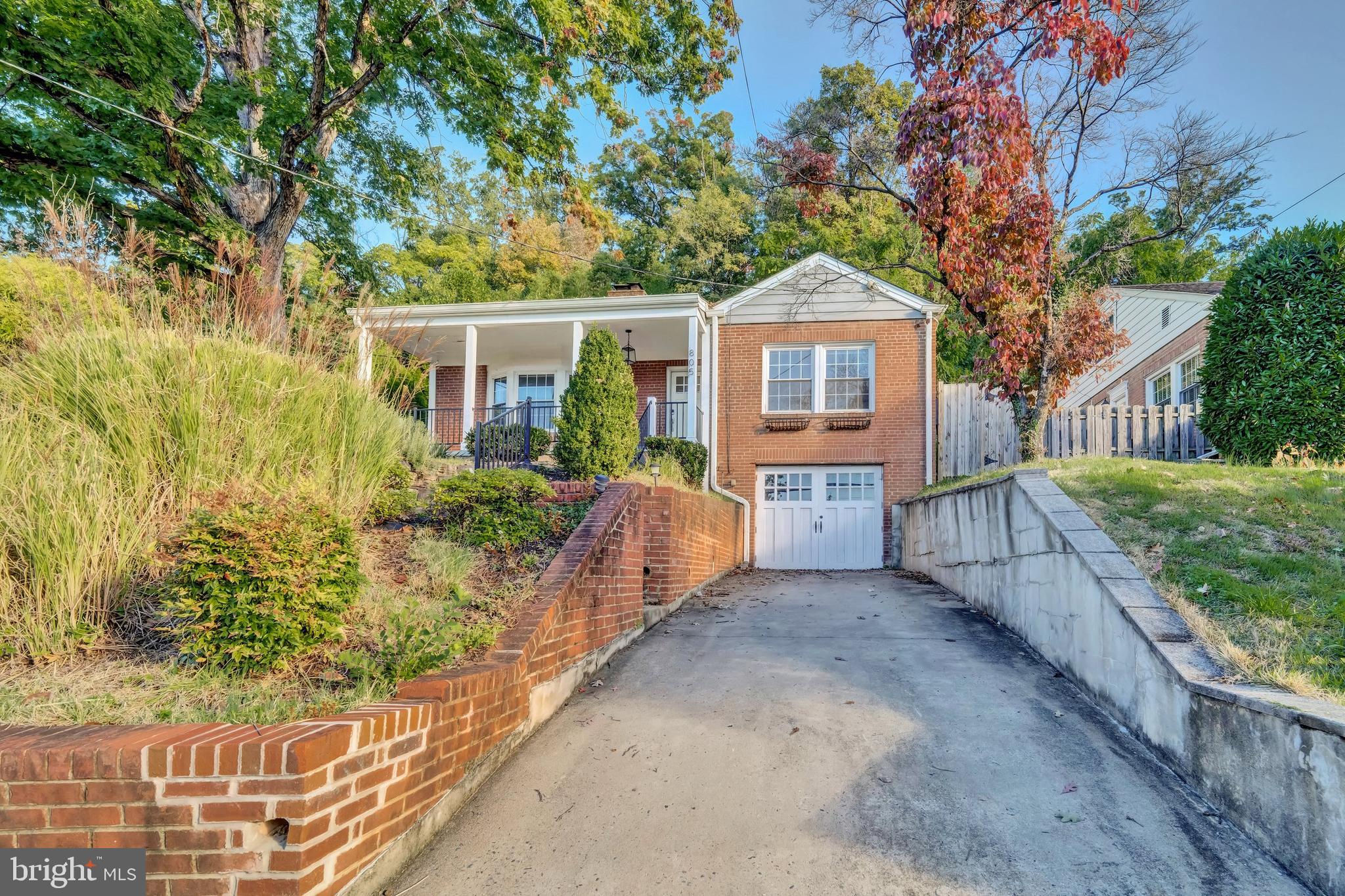 ARLINGTON RIDGE - Residential Lease