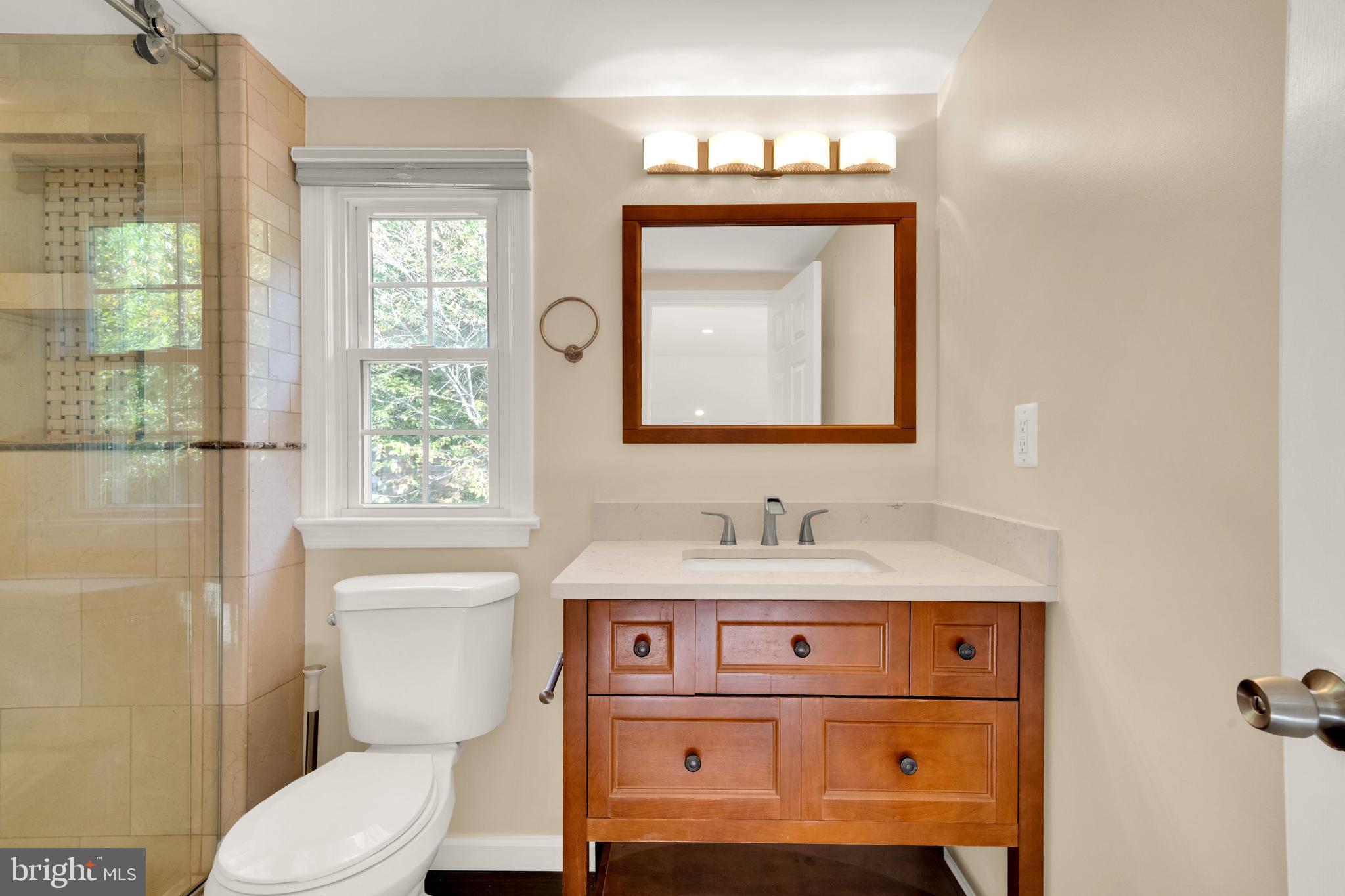 ARLINGTON RIDGE - Residential Lease