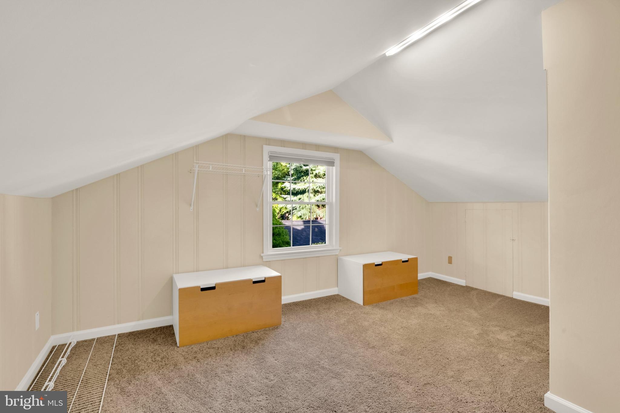 ARLINGTON RIDGE - Residential Lease