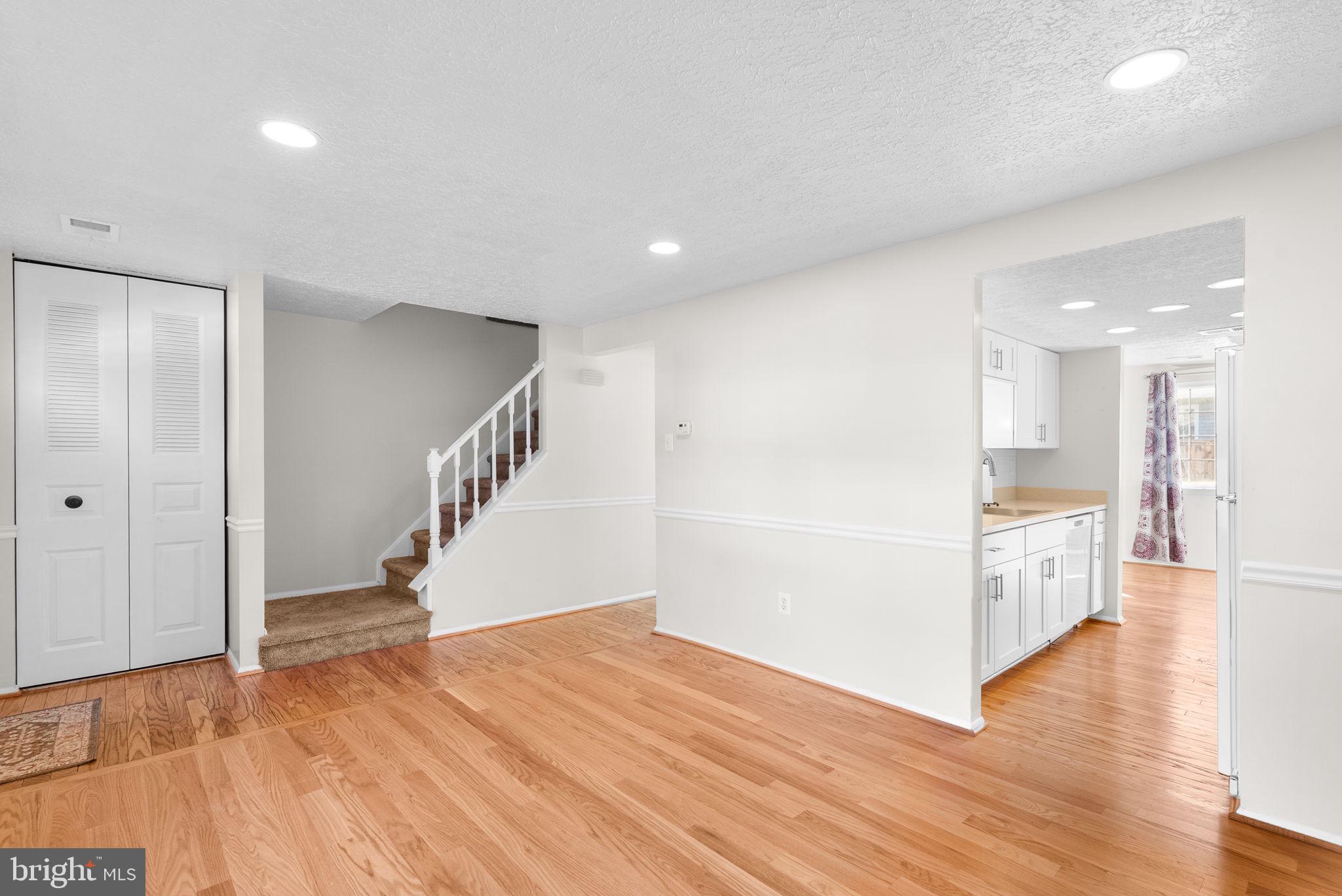 DAMASCUS VALLEY PARK - Residential